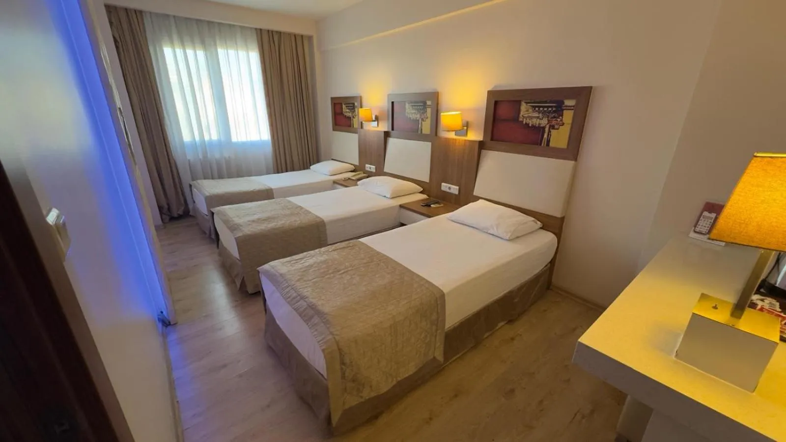 Bed in Hotel Baylan İzmir