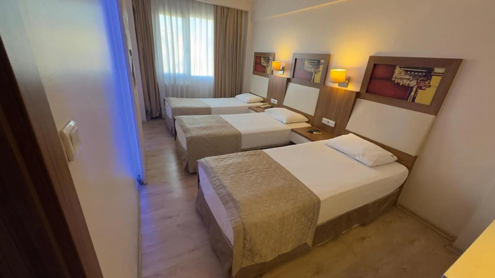 Bed in Hotel Baylan İzmir