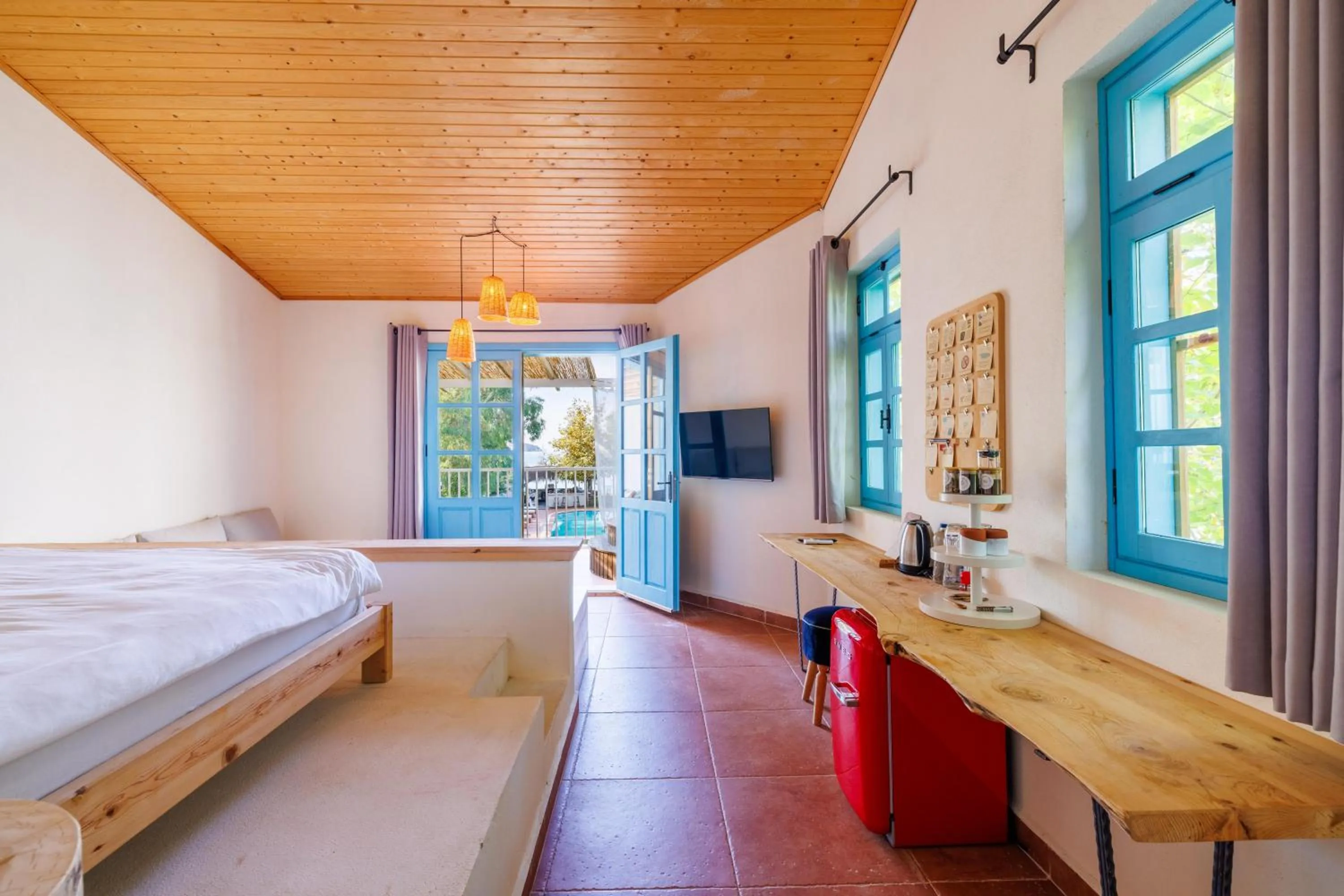 Photo of the whole room, Bed in Yonca Lodge