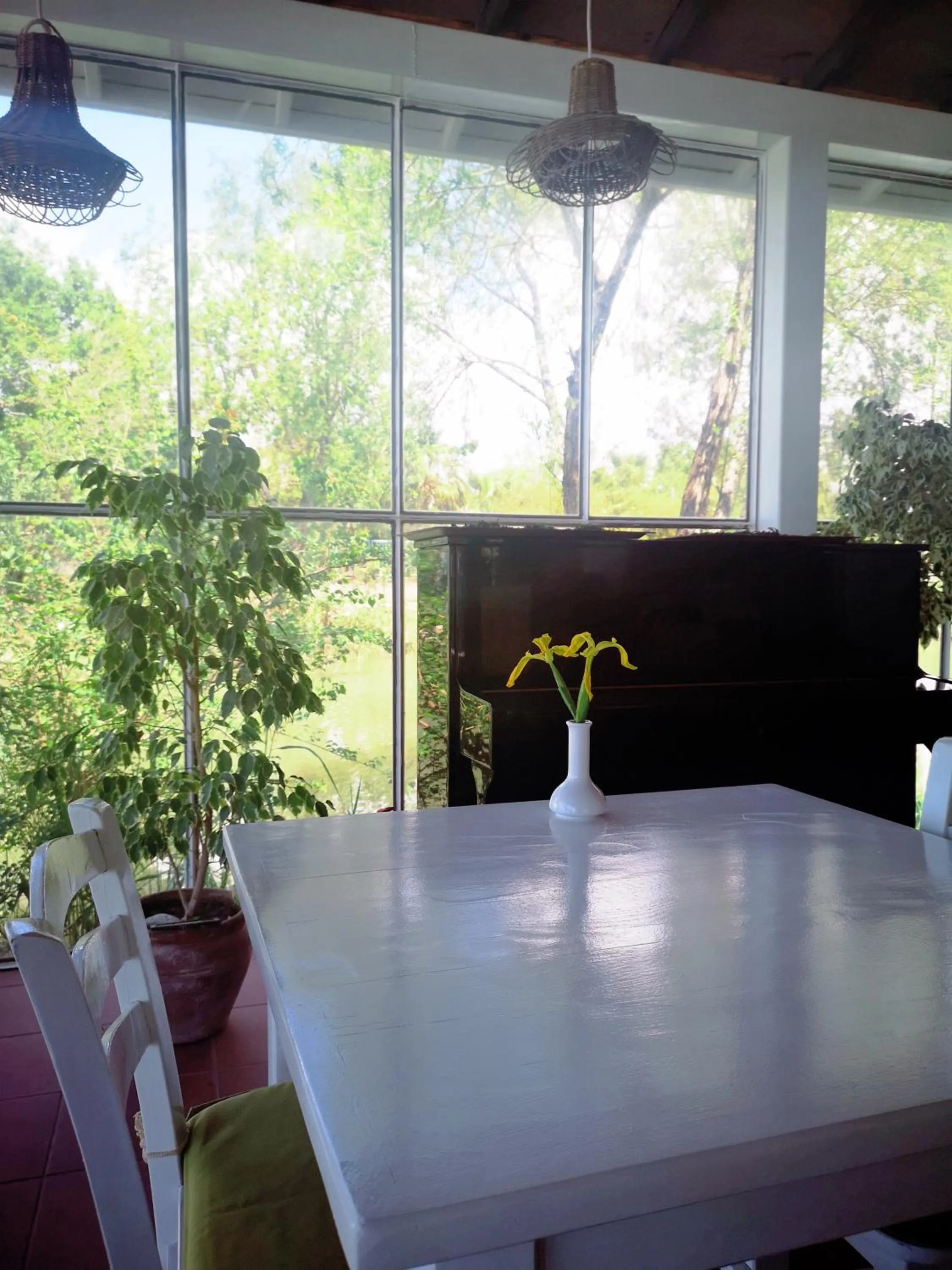 Dining area in Yonca Lodge