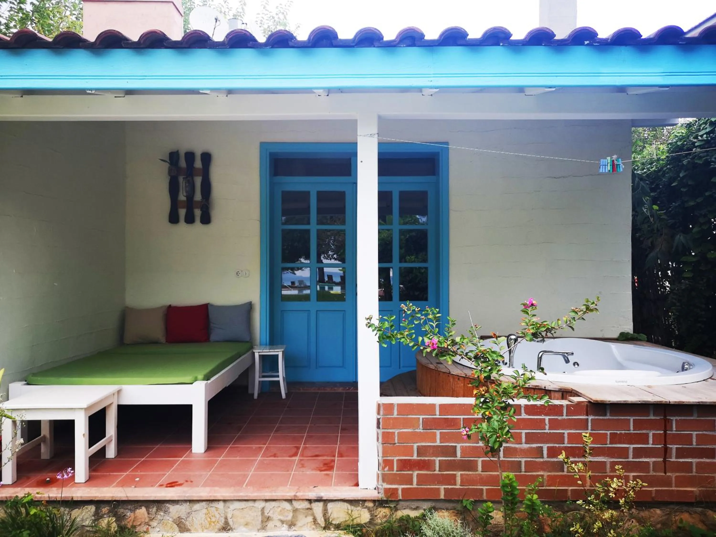 Facade/entrance in Yonca Lodge