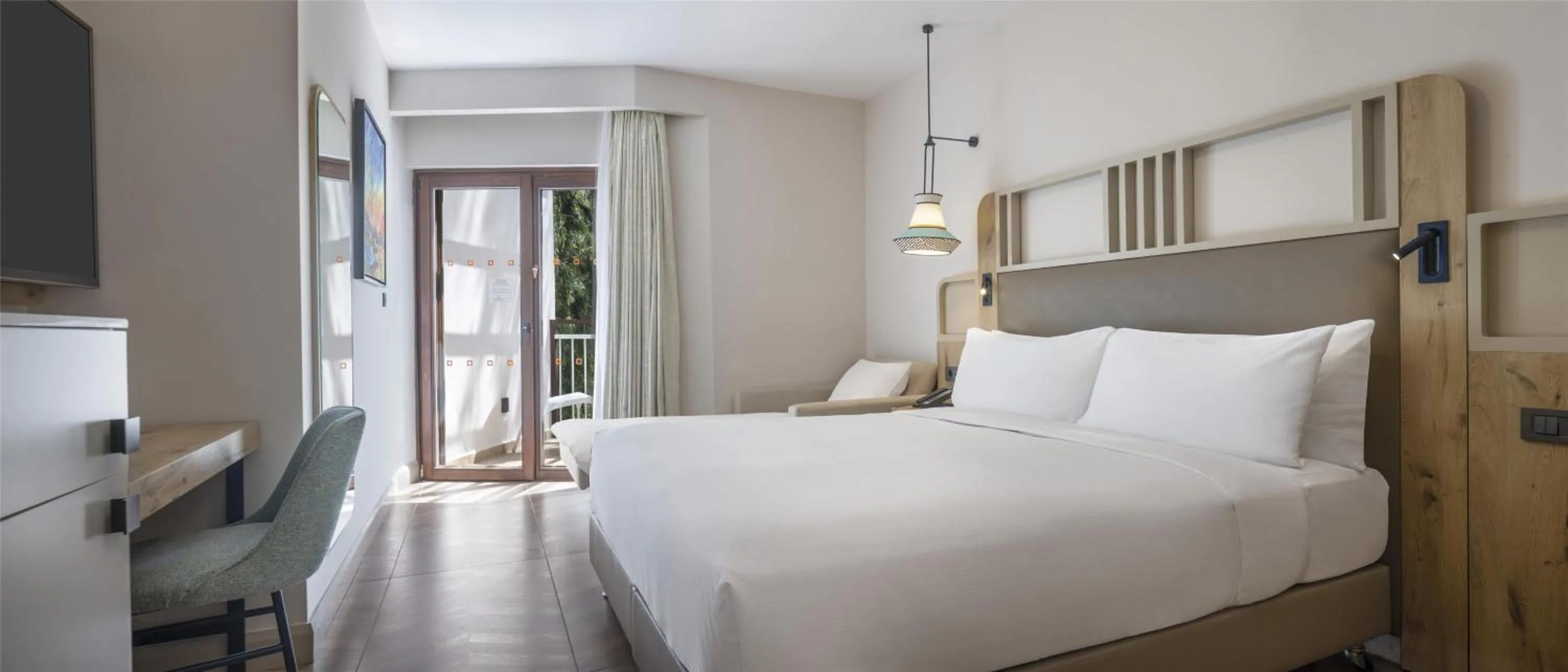 Bed in DoubleTree by Hilton Bodrum Isil Club Ultra All-Inclusive Resort