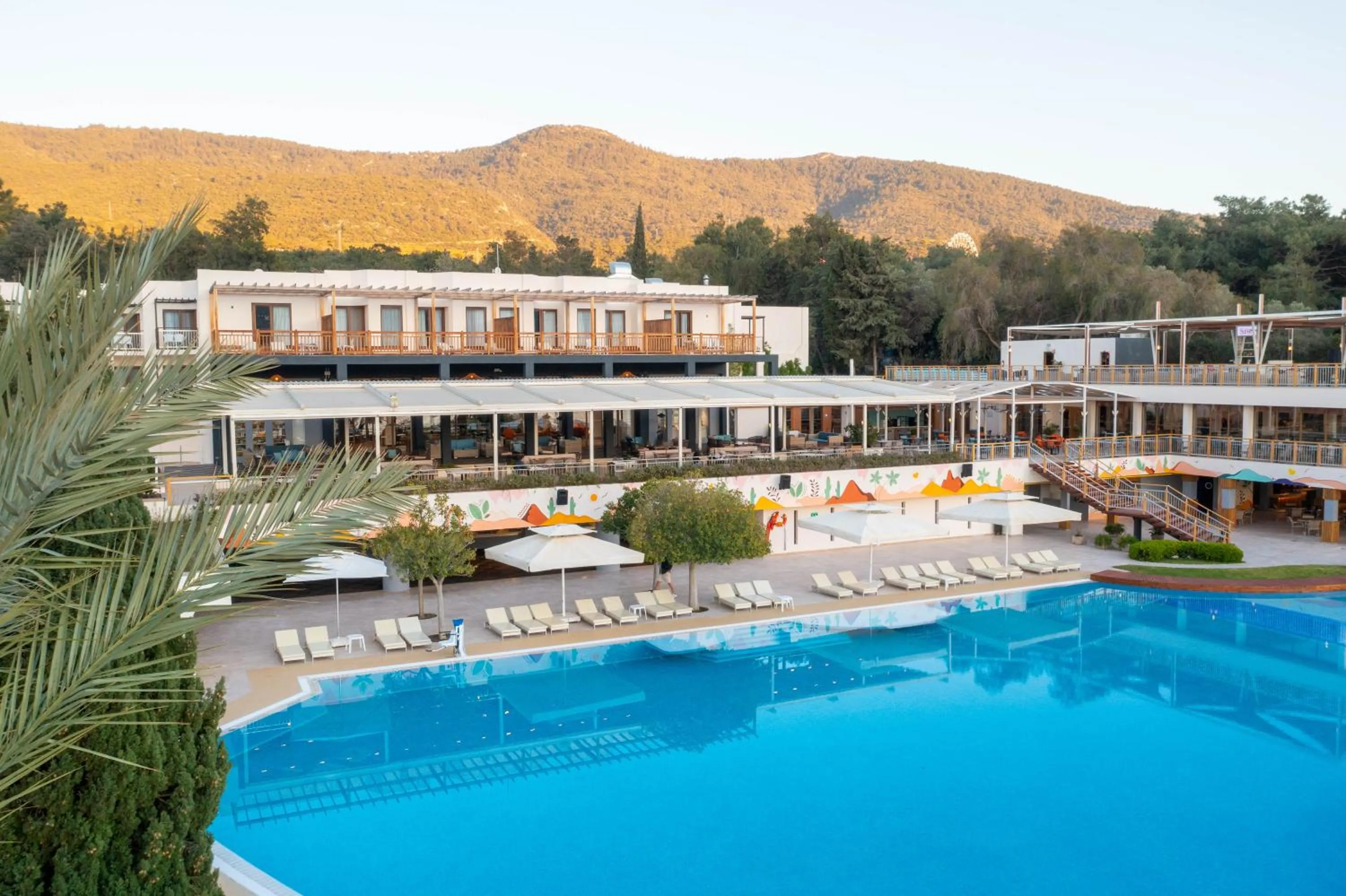 Property building in DoubleTree by Hilton Bodrum Isil Club Ultra All-Inclusive Resort