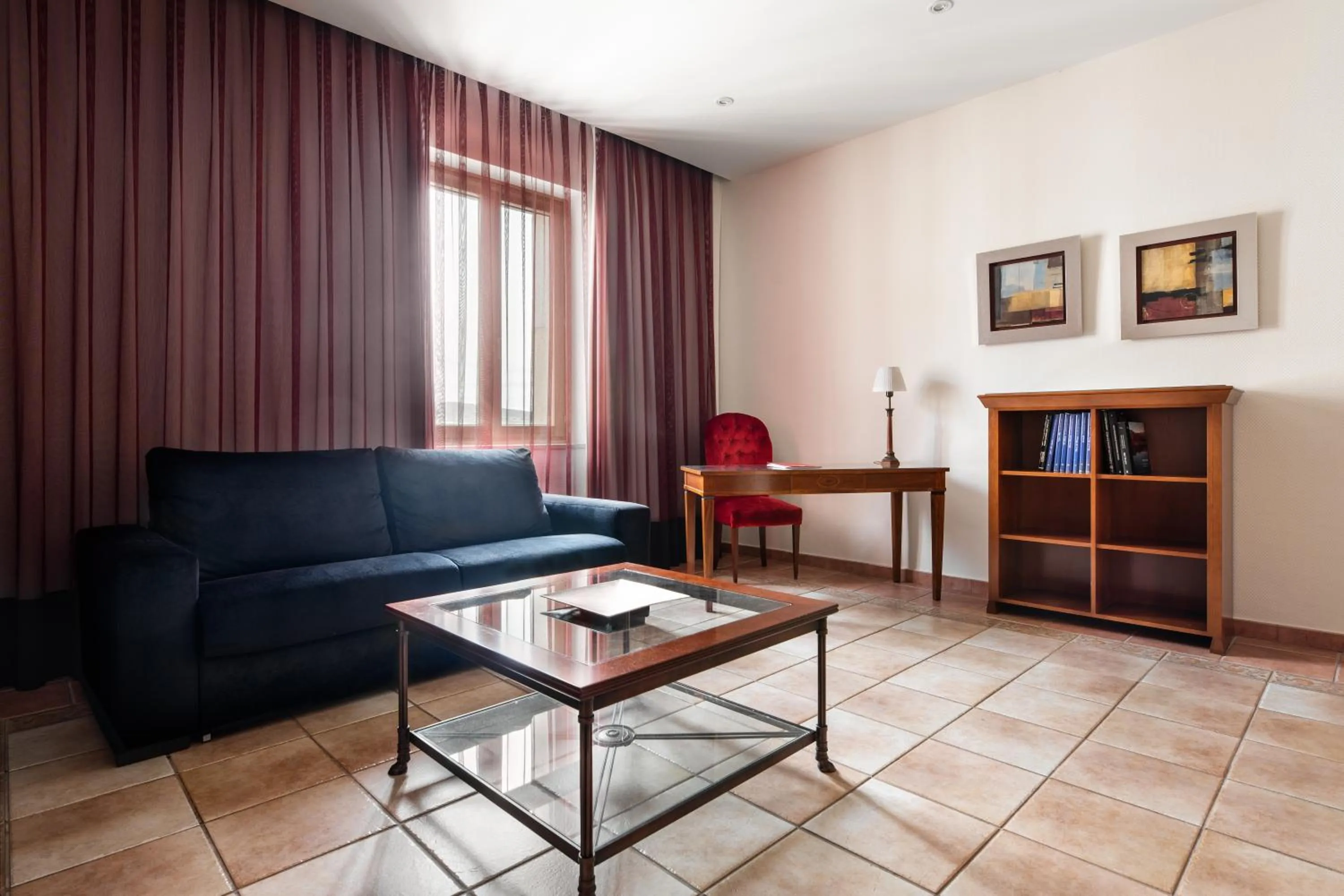 Living room in Exe Alfonso VIII