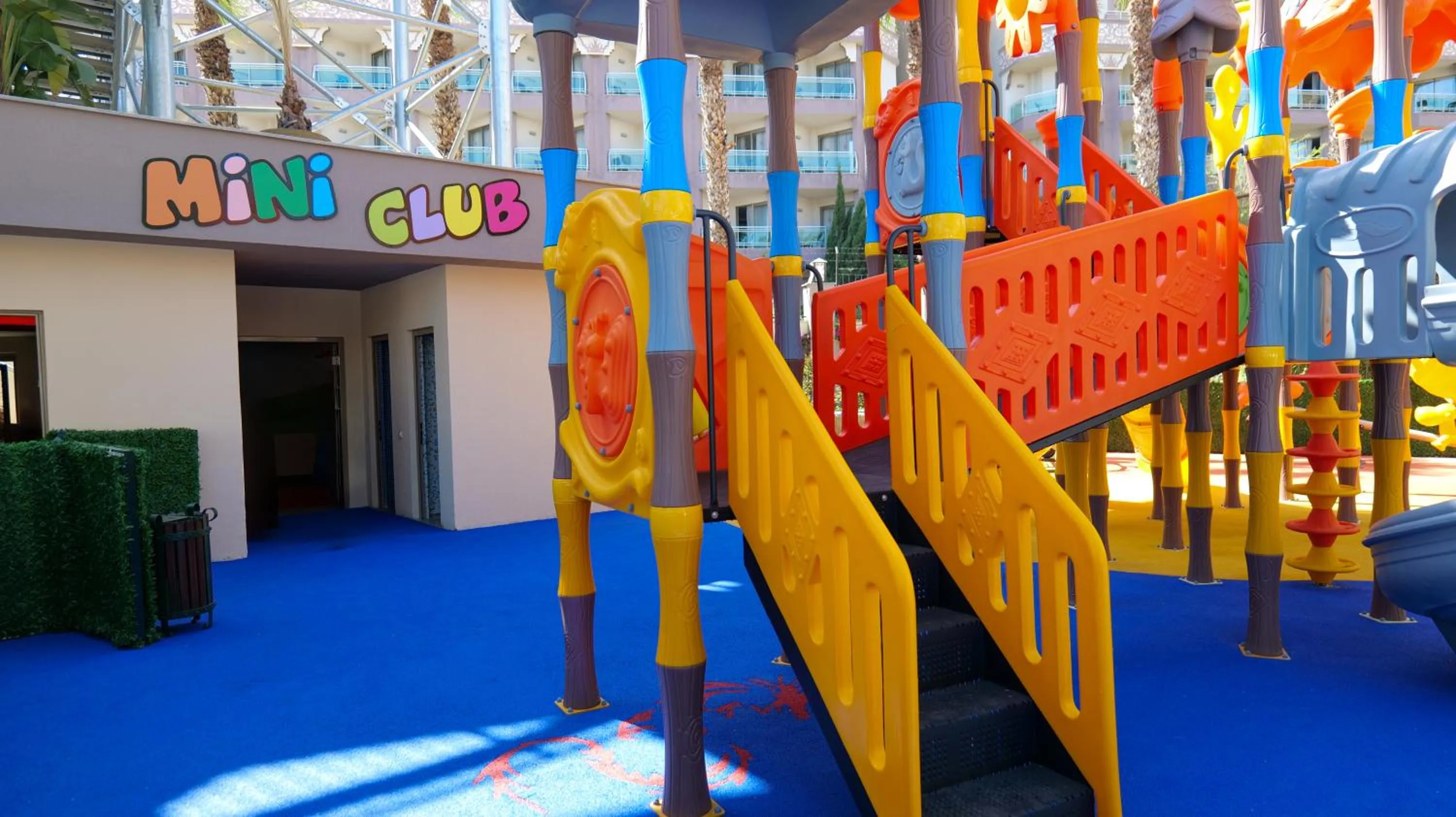 Kids's club in Royal Dragon Hotel