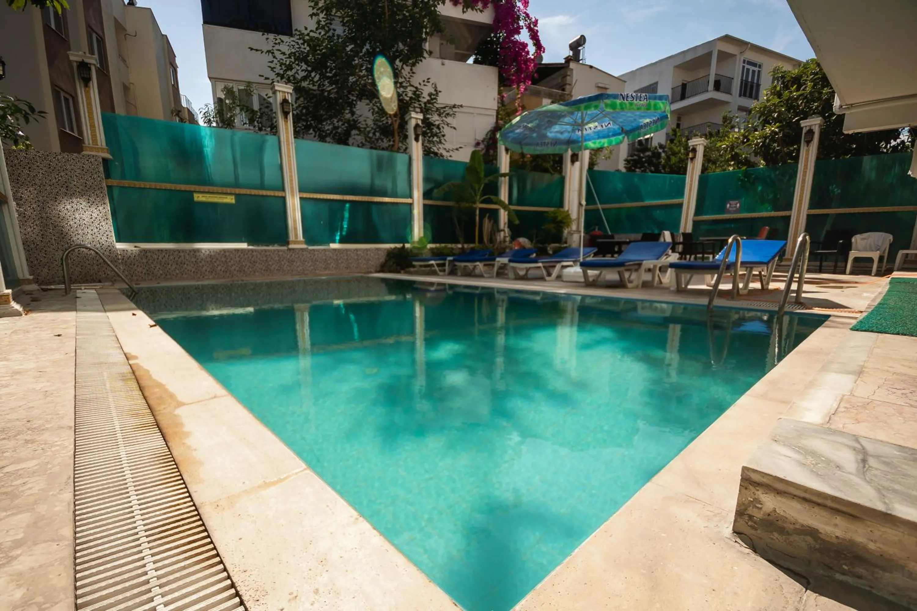 Pool view in Behram Hotel