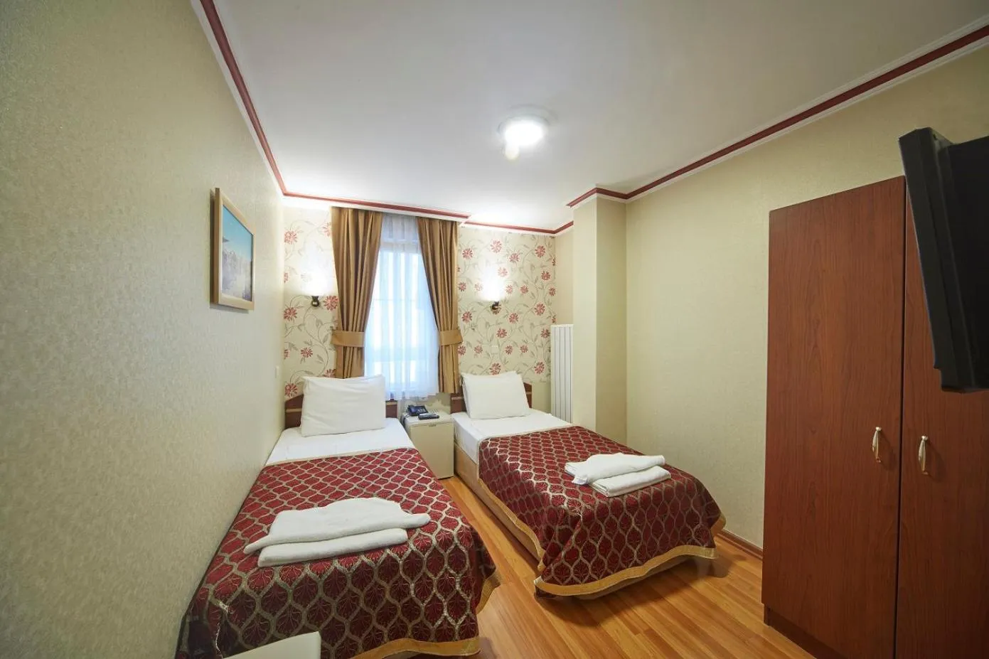 Bed in Hotel Akcinar