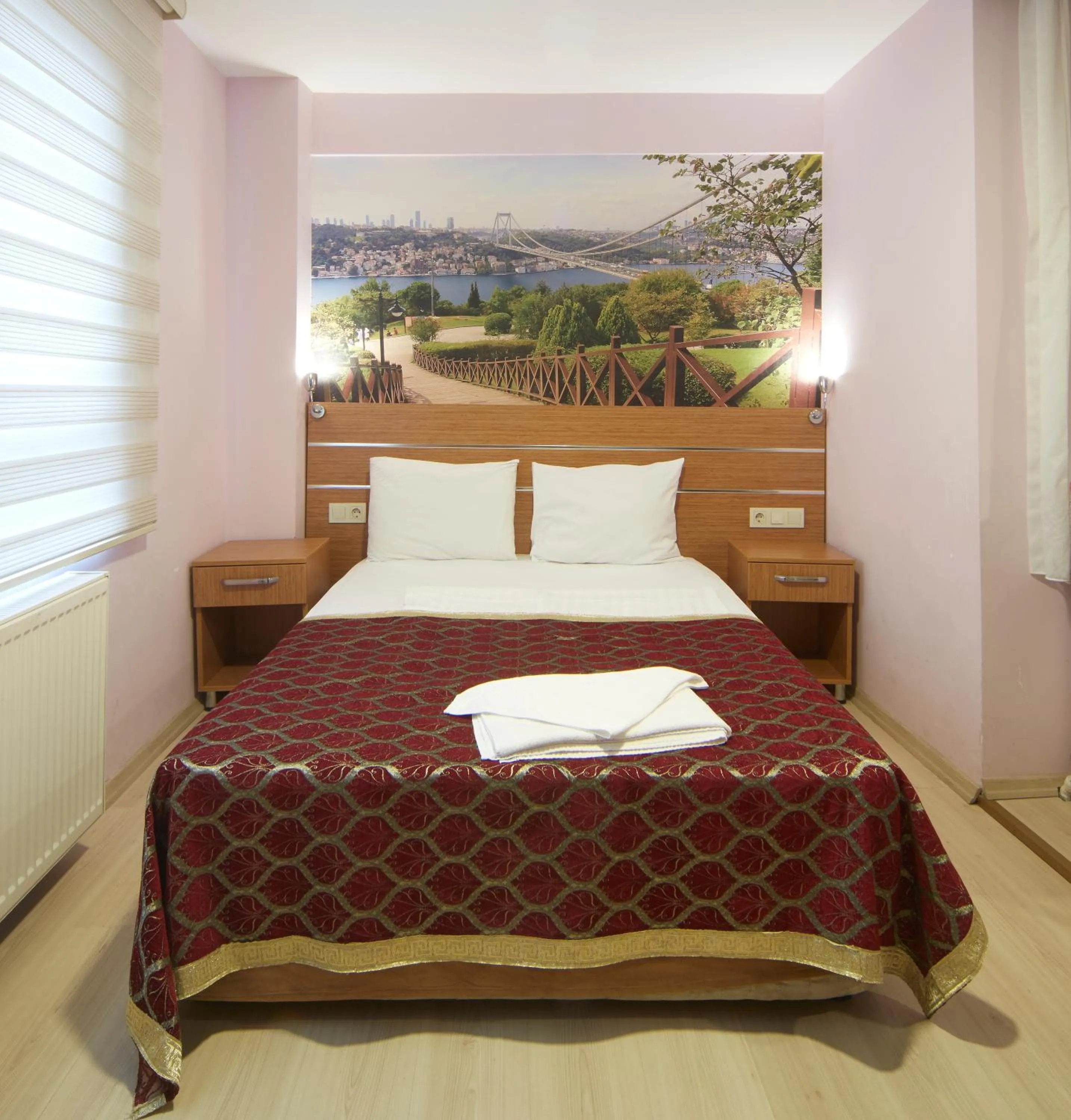 Bed in Hotel Akcinar