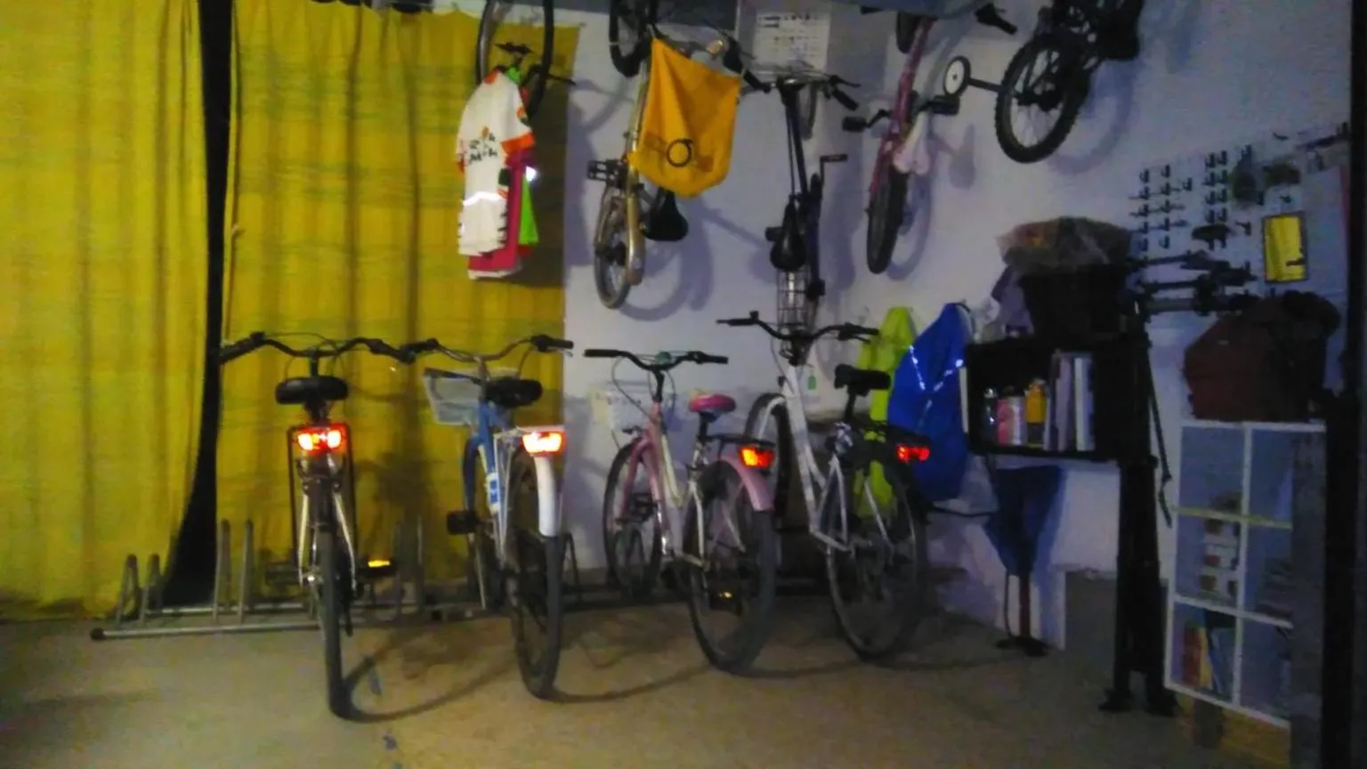 Cycling in A Casa Di Pici