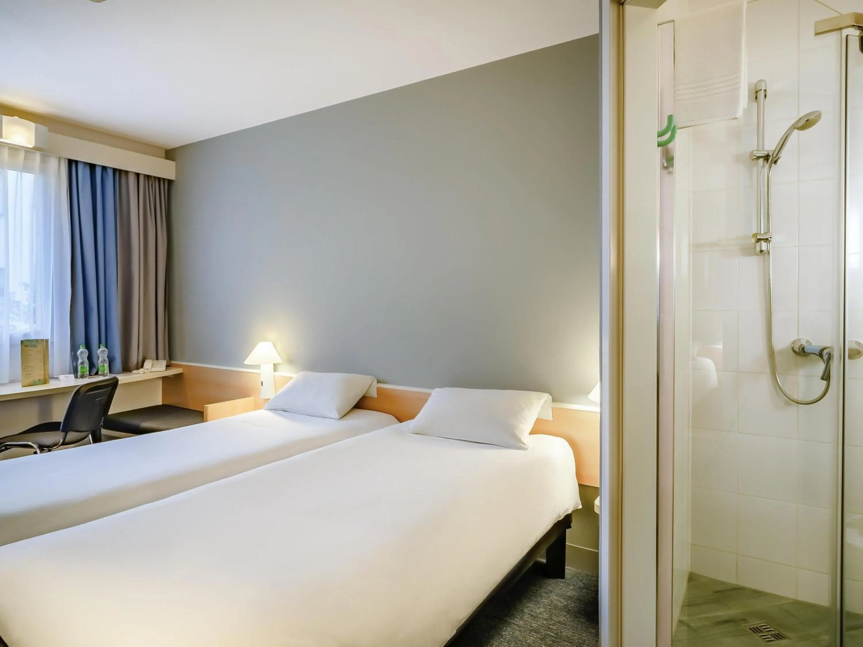 Bedroom, Bed in Ibis Częstochowa