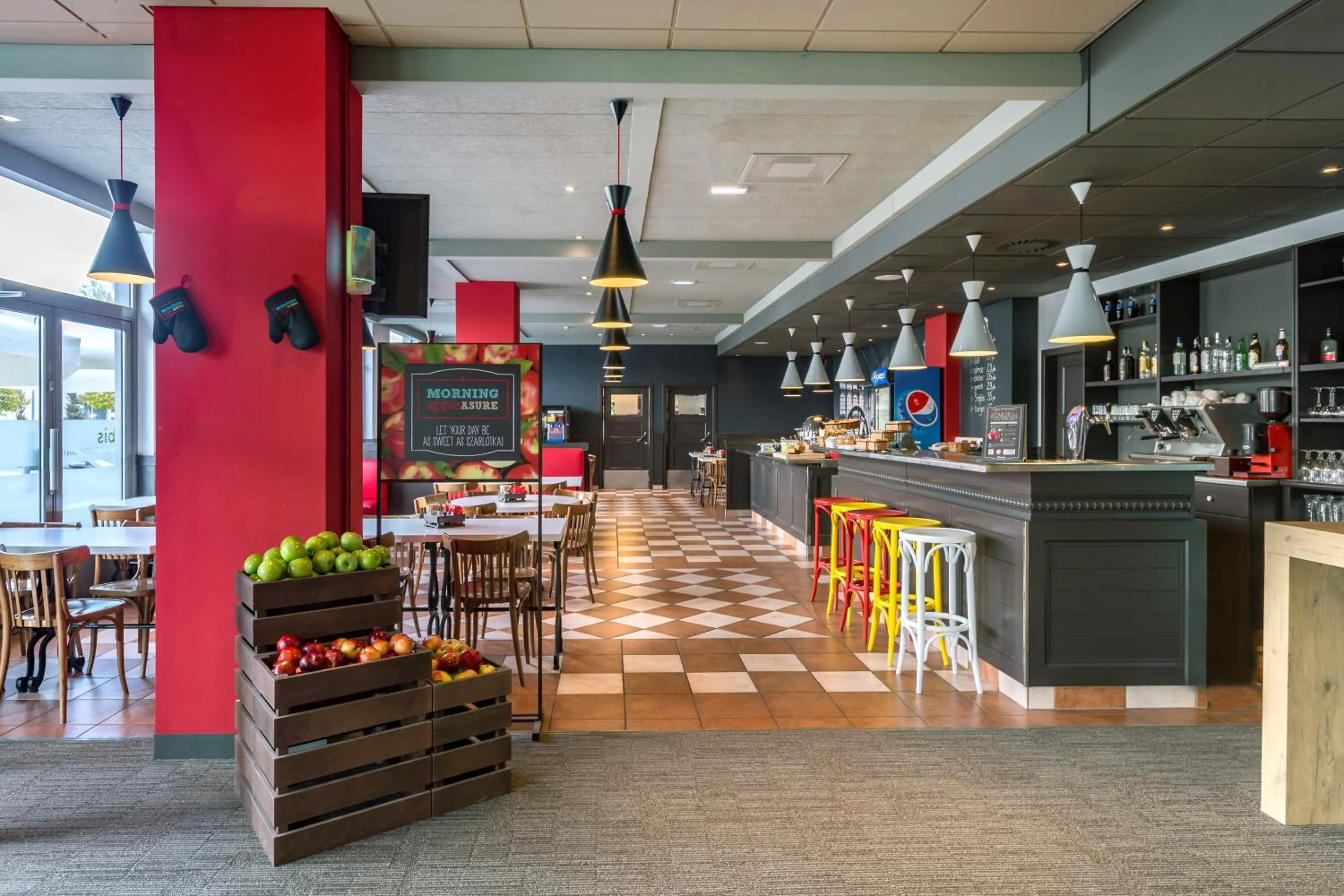 Restaurant/places to eat in Ibis Częstochowa