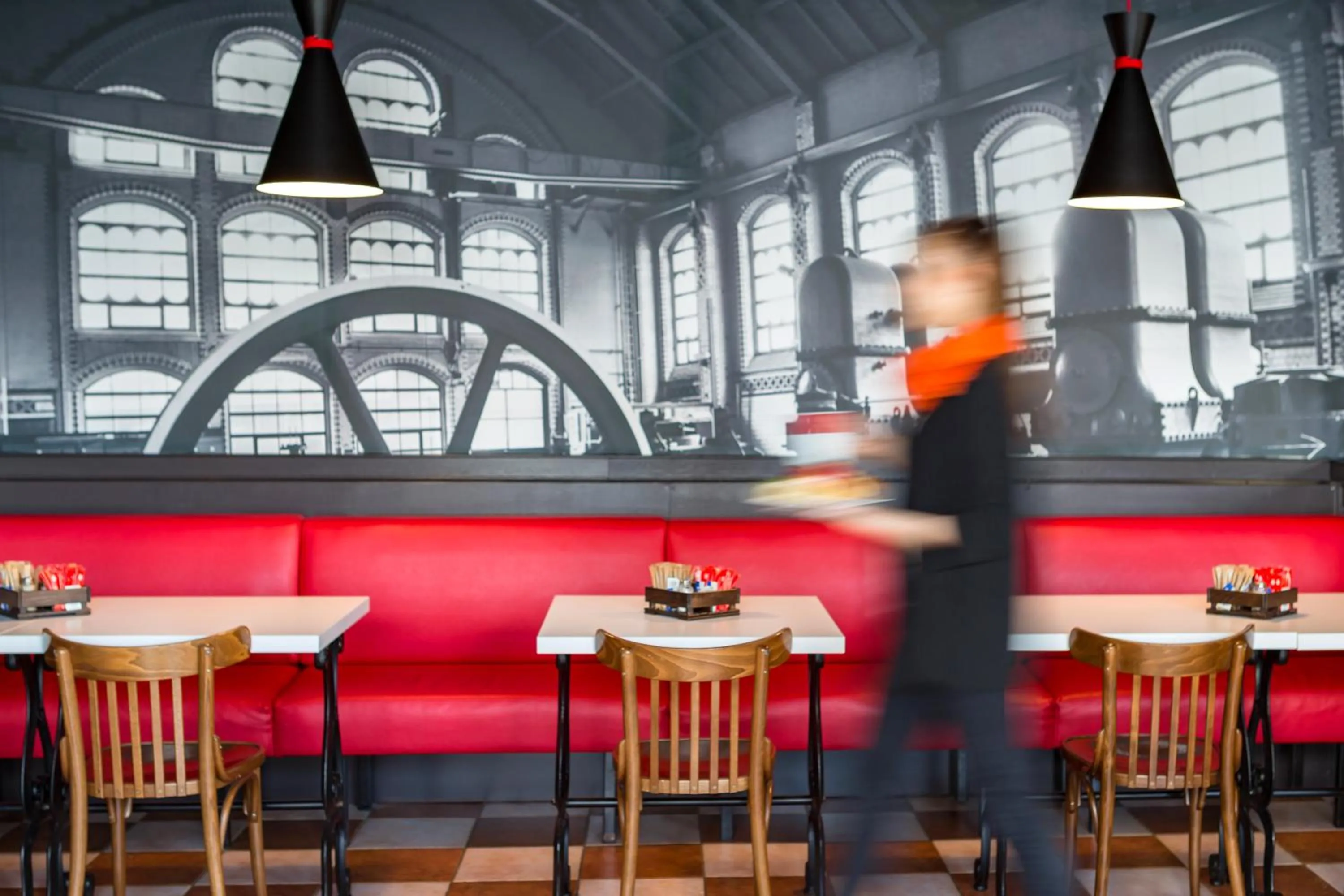 Restaurant/places to eat in Ibis Częstochowa