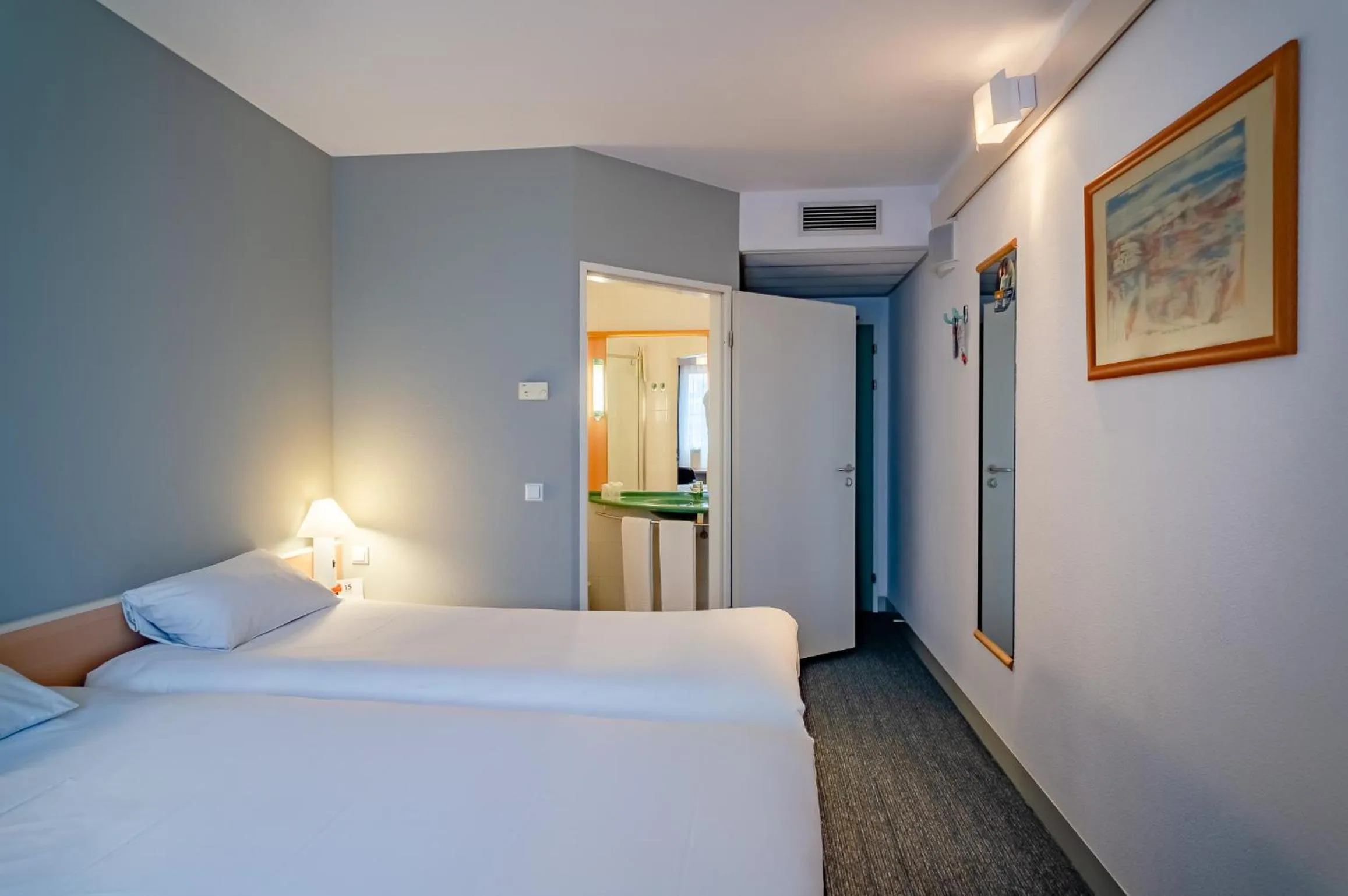 Photo of the whole room, Bed in Ibis Częstochowa