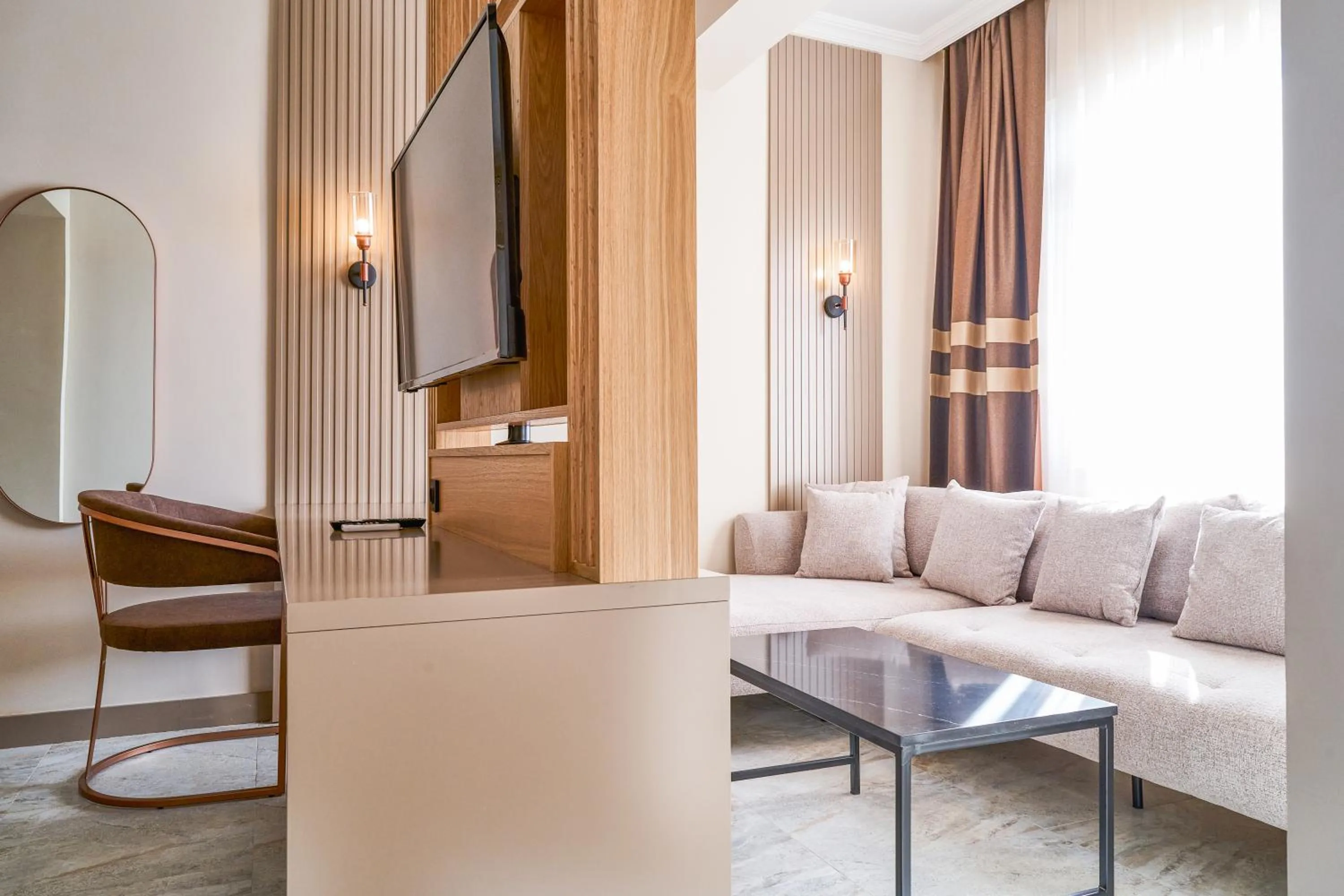 Seating area in Buyuk Truva Hotel