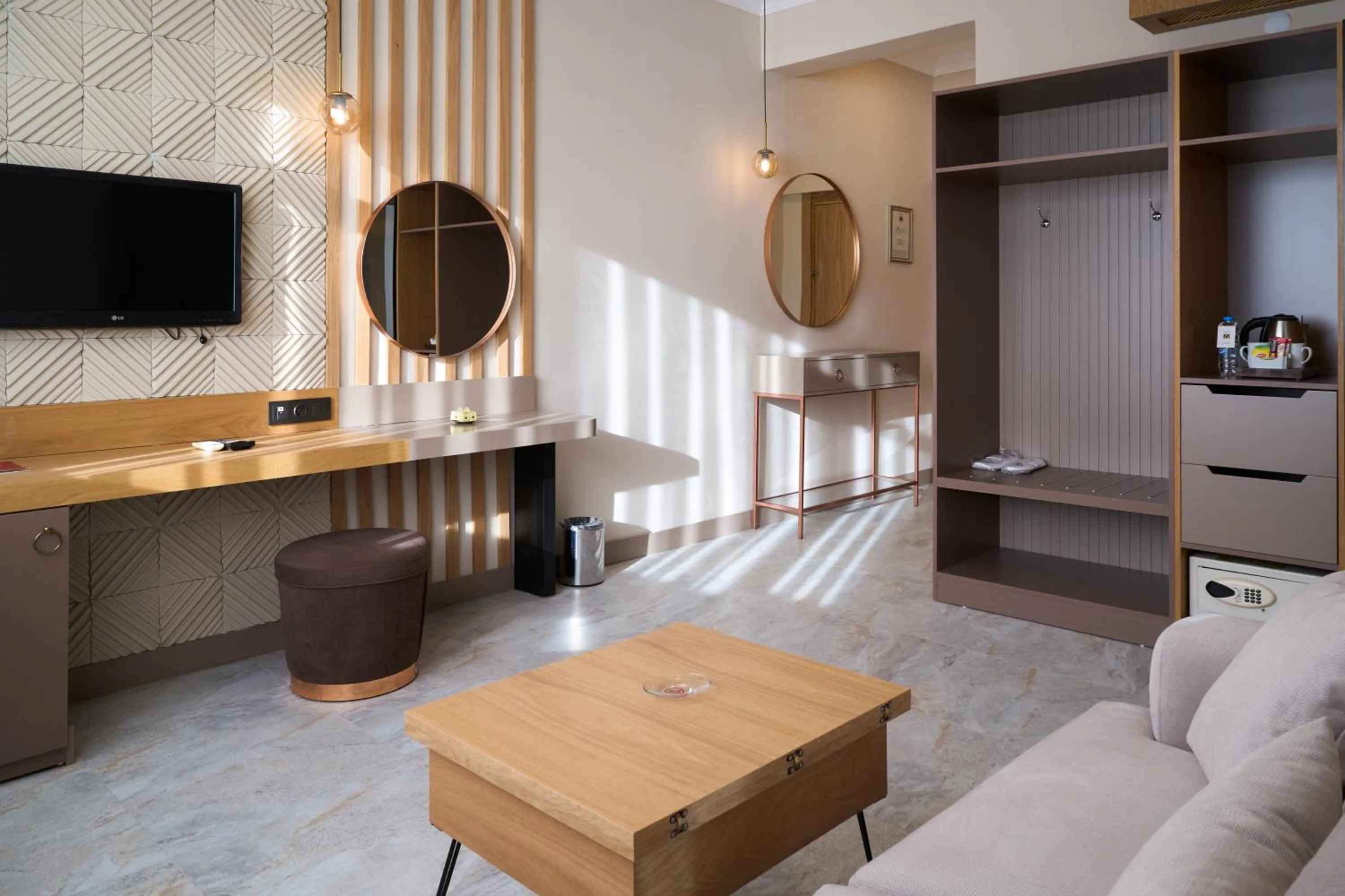 TV and multimedia in Buyuk Truva Hotel