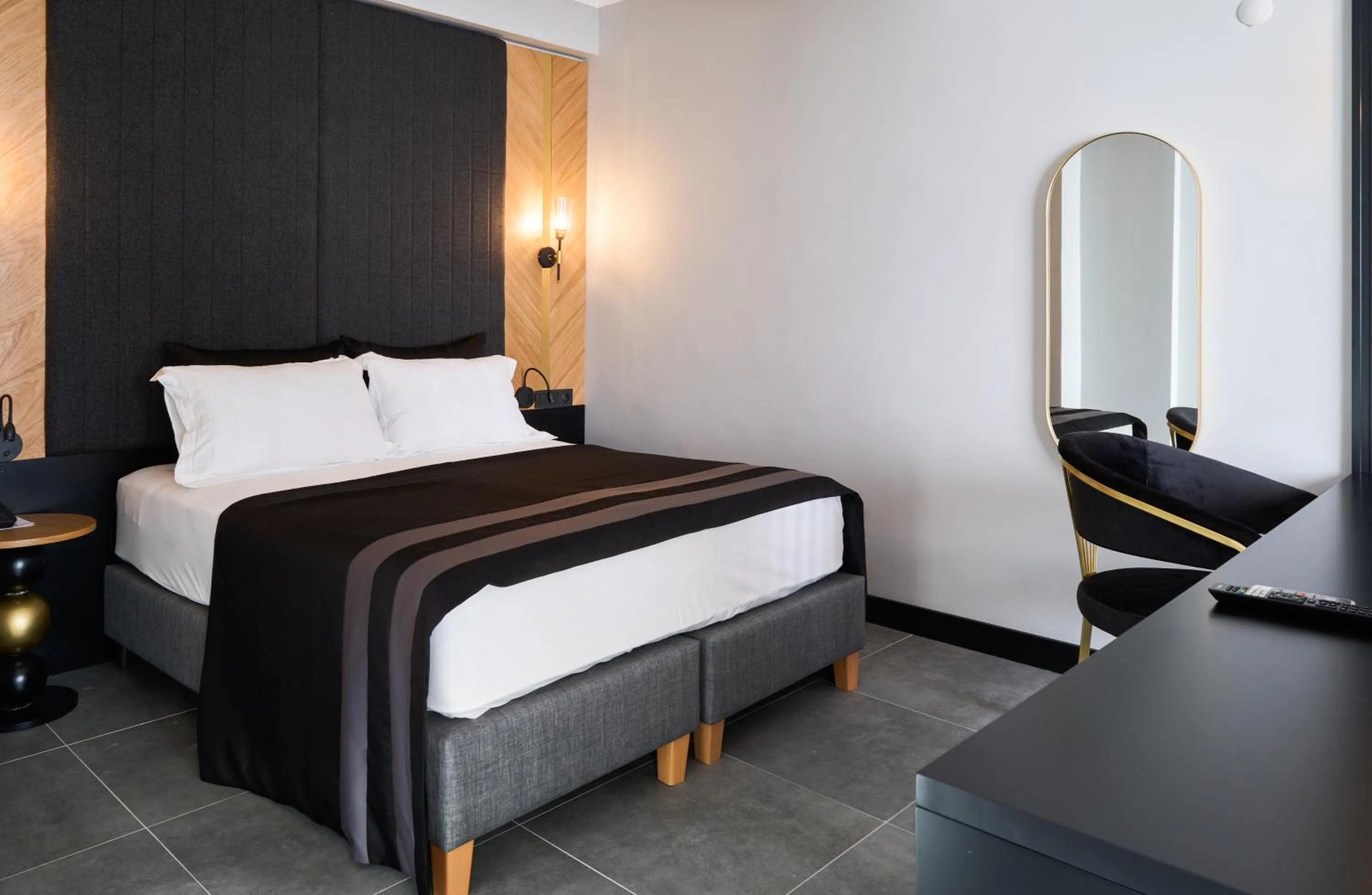 Bedroom, Bed in Buyuk Truva Hotel