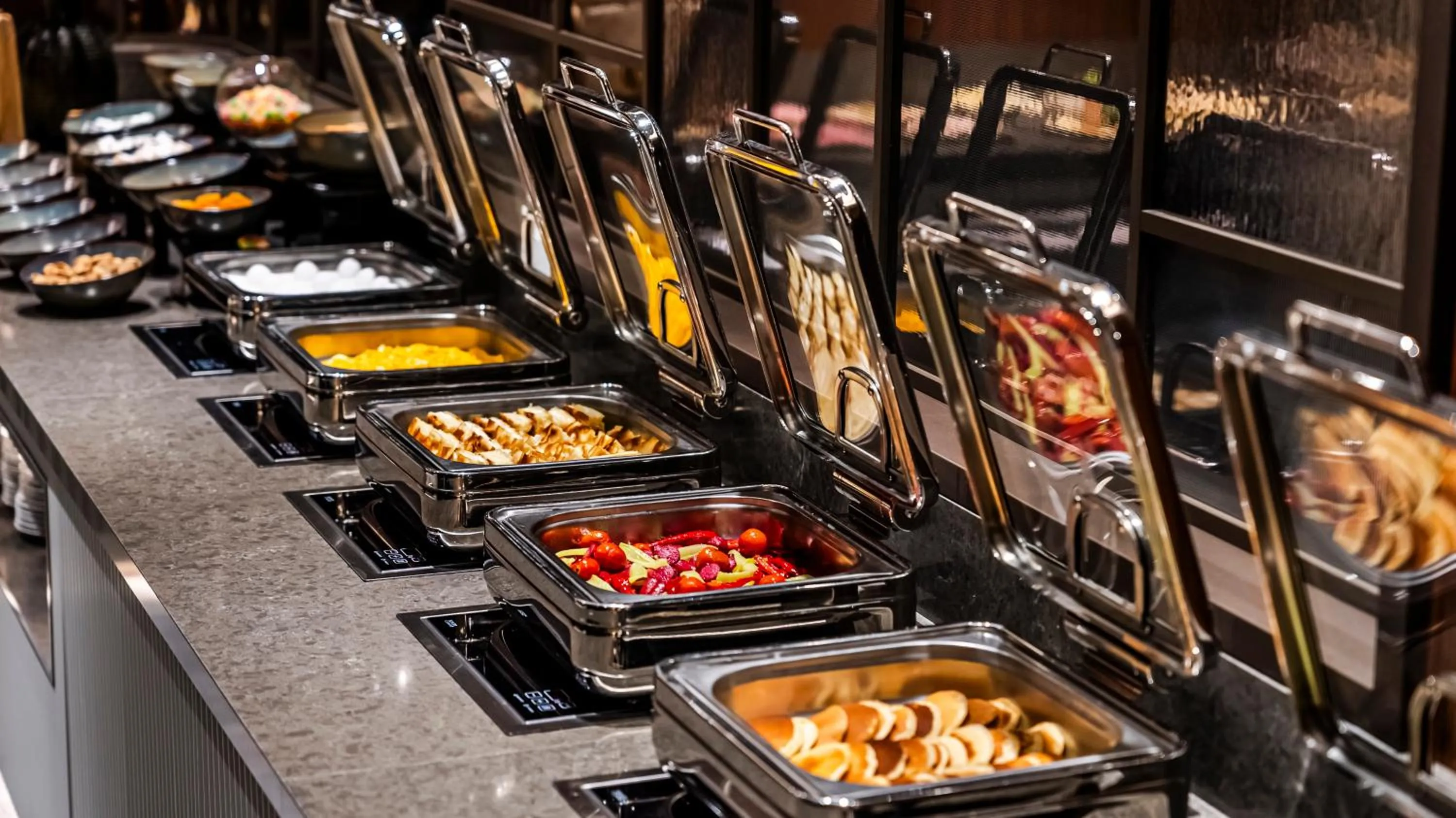 Food in Lamartine Hotel