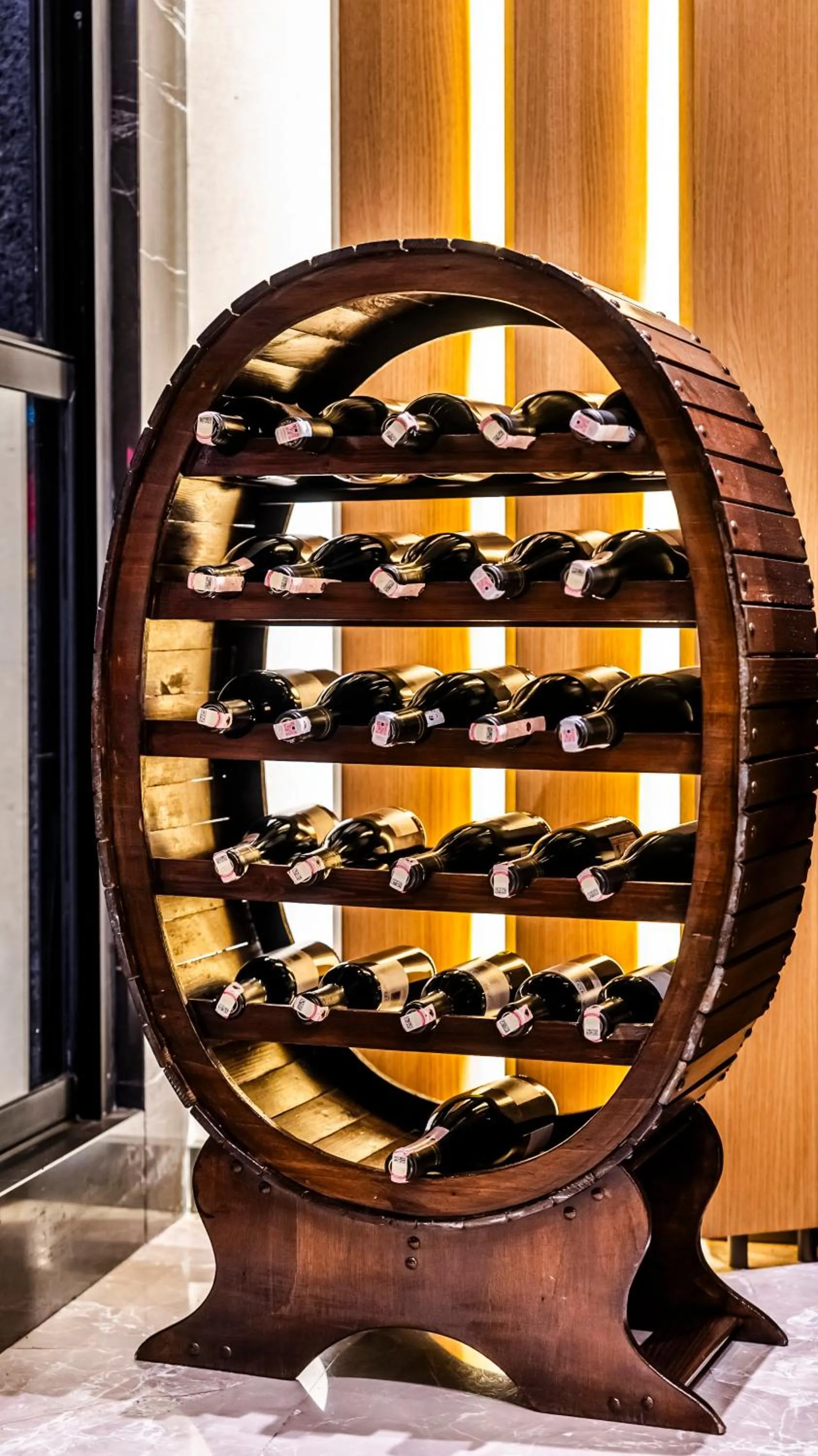 Lounge or bar in Lamartine Hotel