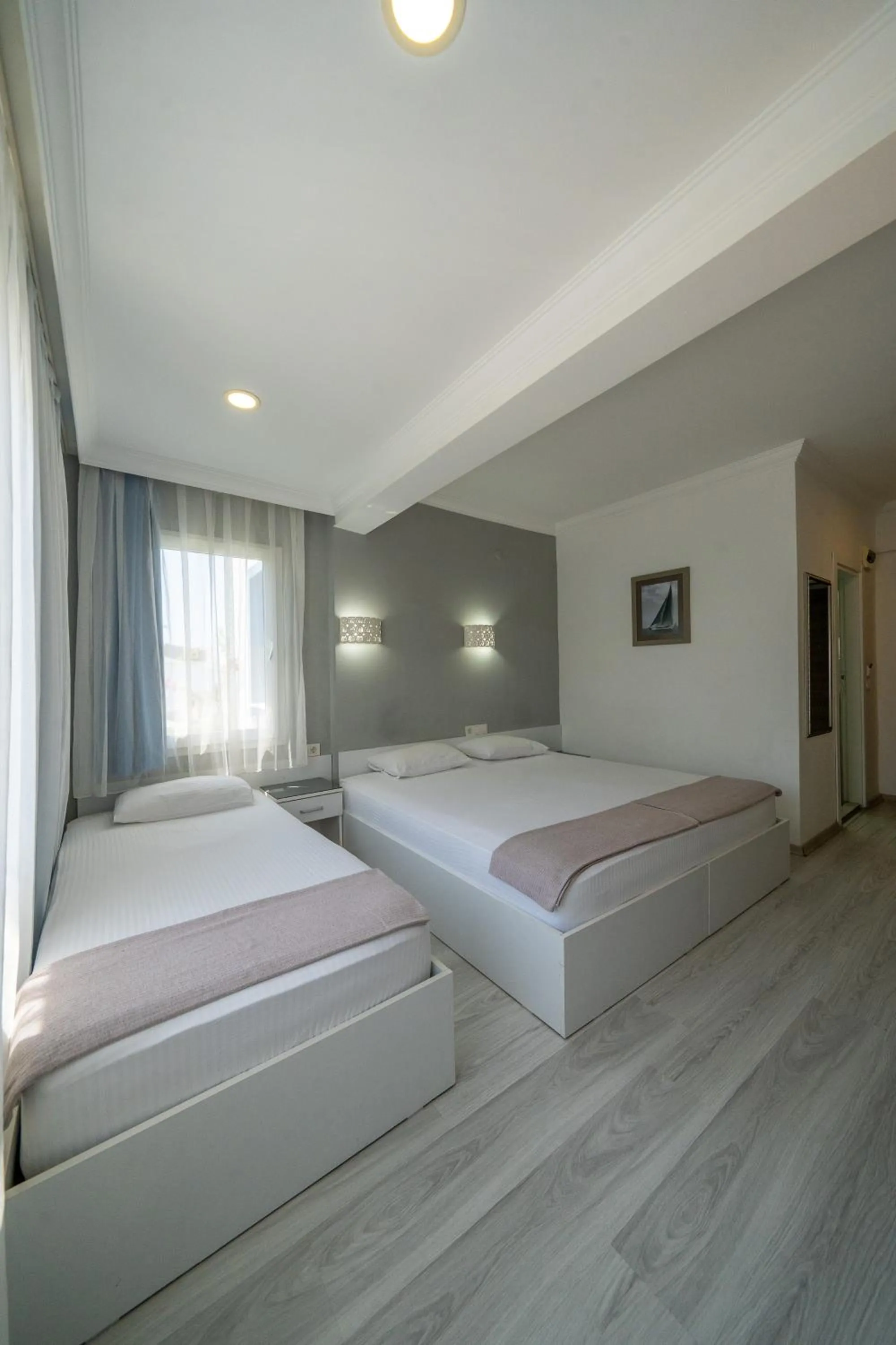 Photo of the whole room, Bed in Artunc Hotel Bodrum