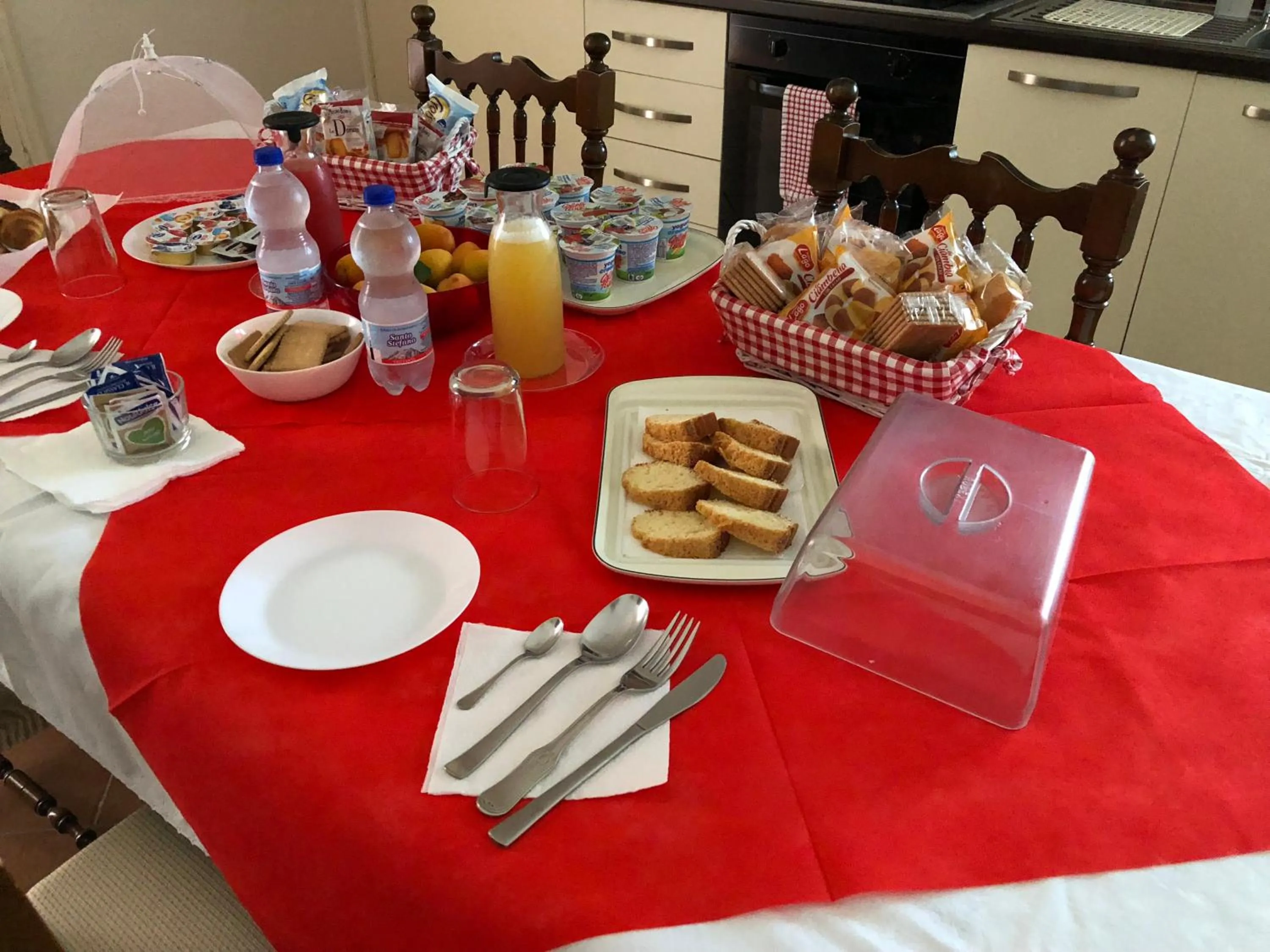 Breakfast in Villa Cenzina