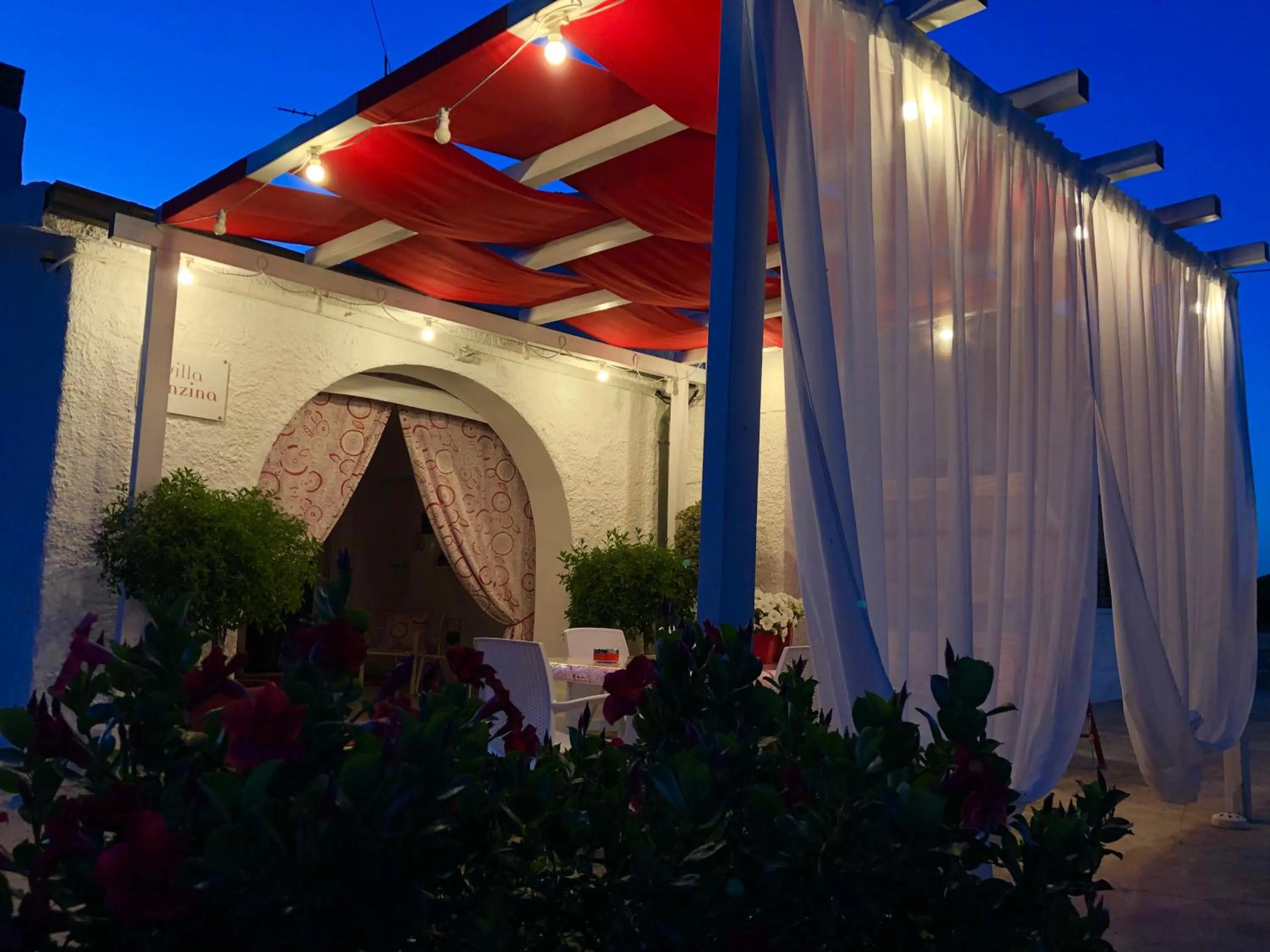 Property building in Villa Cenzina