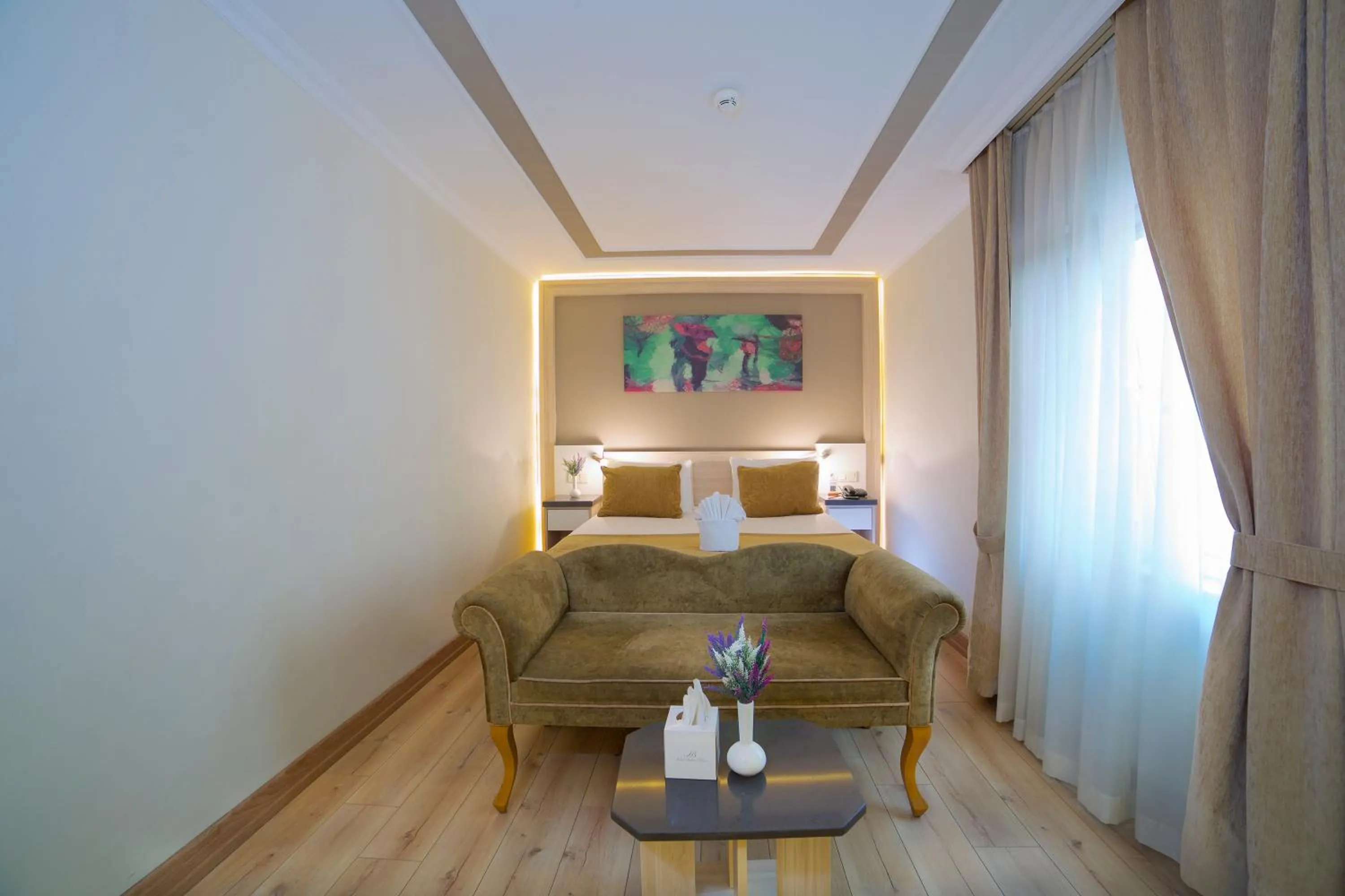 Photo of the whole room, Bed in Hotel Bulvar Palas