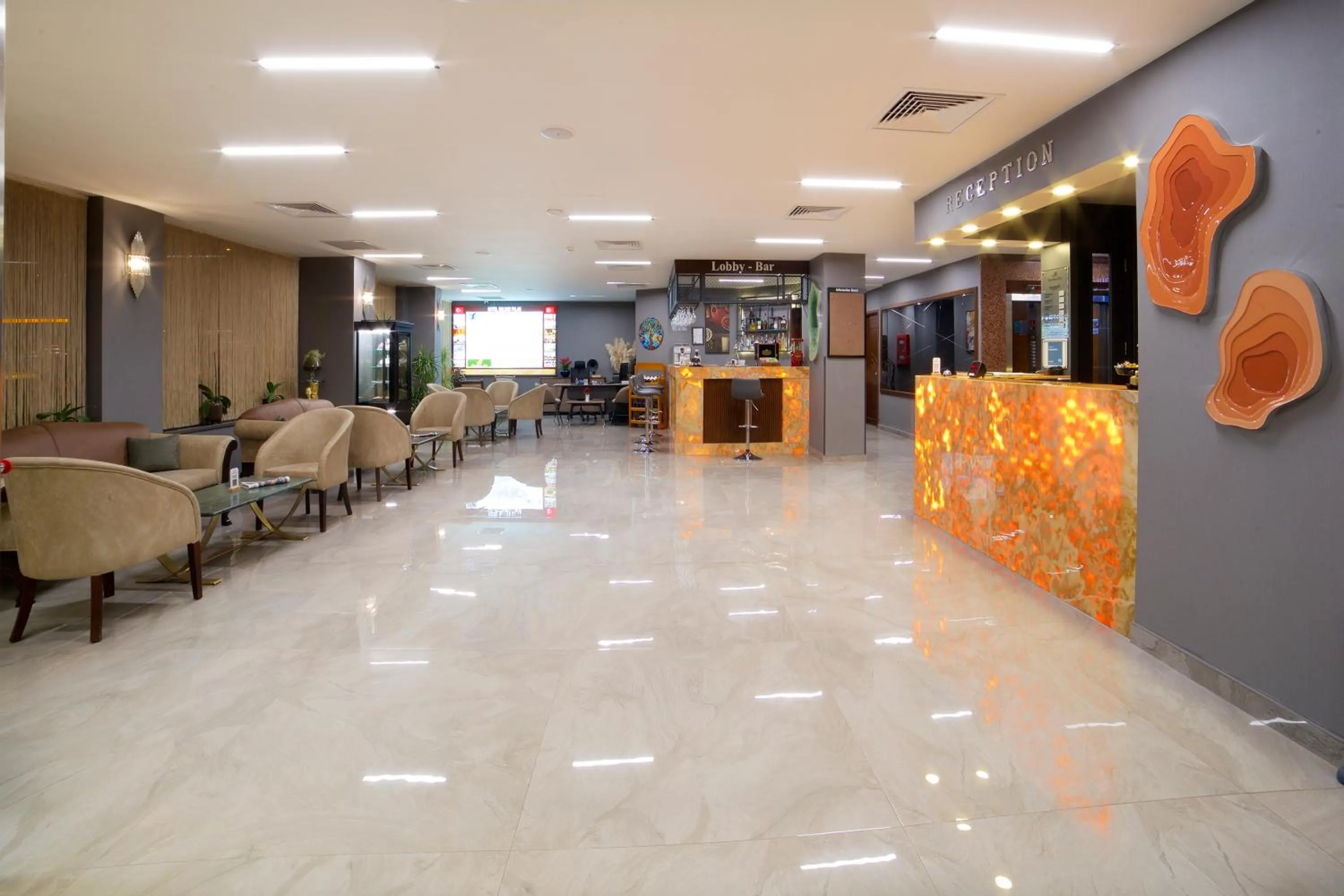 Lobby or reception in Hotel Bulvar Palas