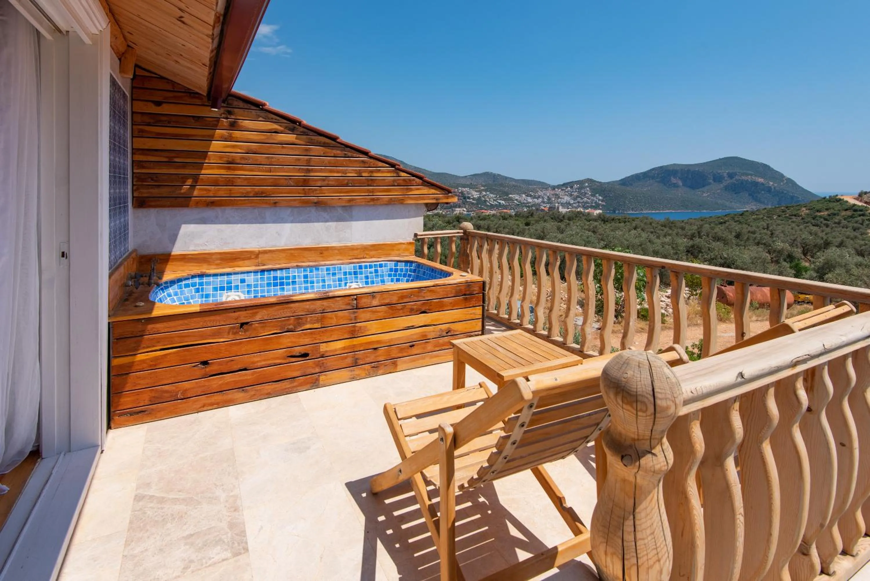 Decorative detail in Elixir Hotel