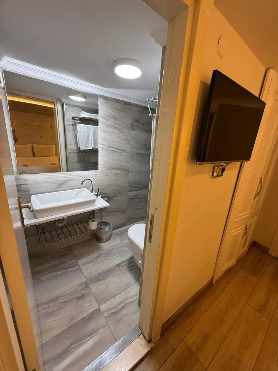 Bathroom in The Constantine Hotel