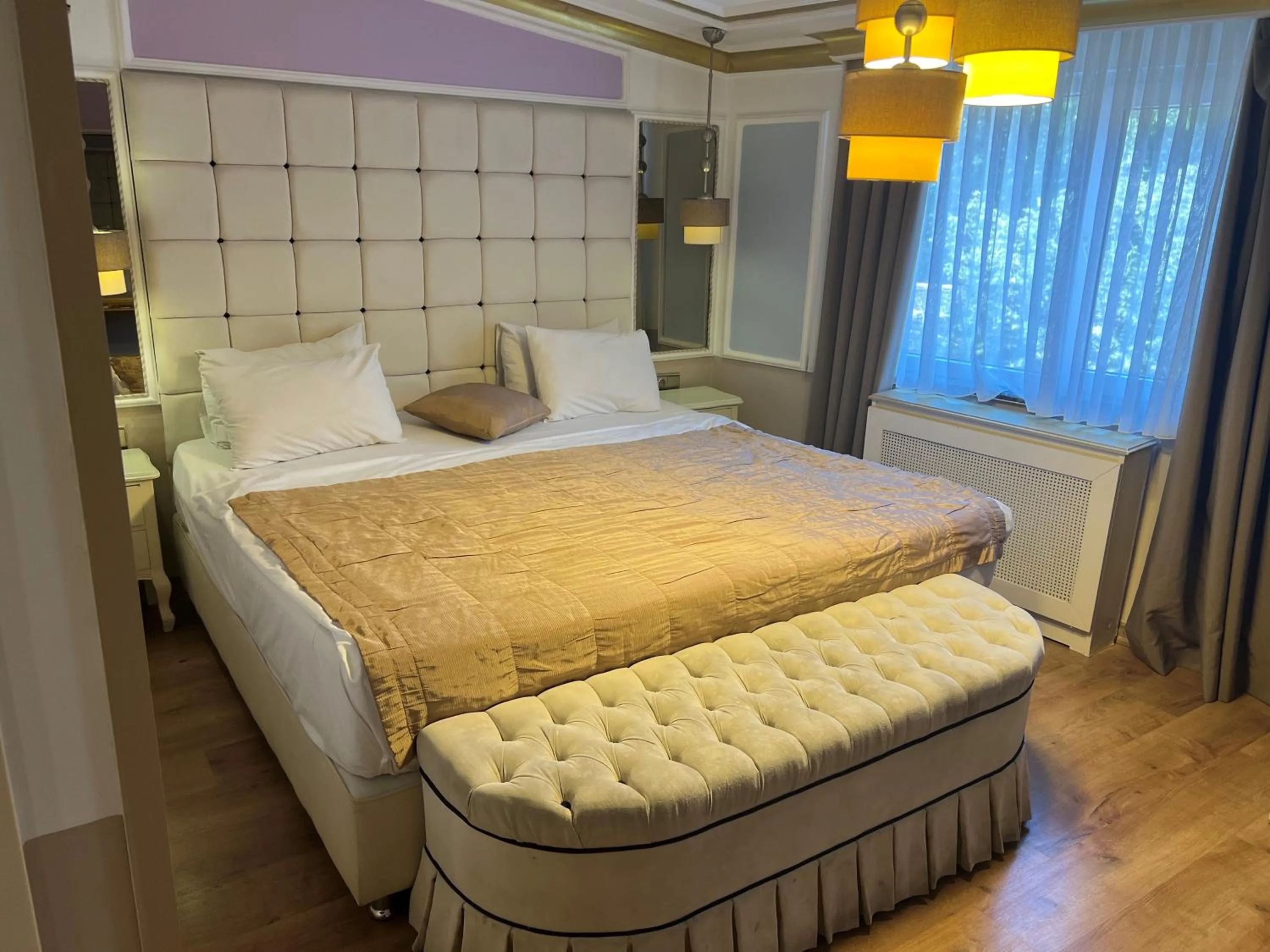 Bed in The Constantine Hotel