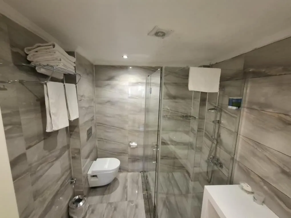 Bathroom in The Constantine Hotel