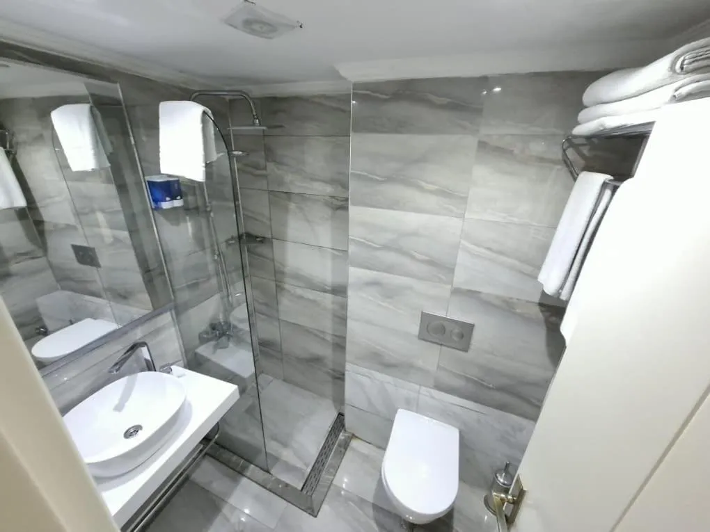 Photo of the whole room in The Constantine Hotel