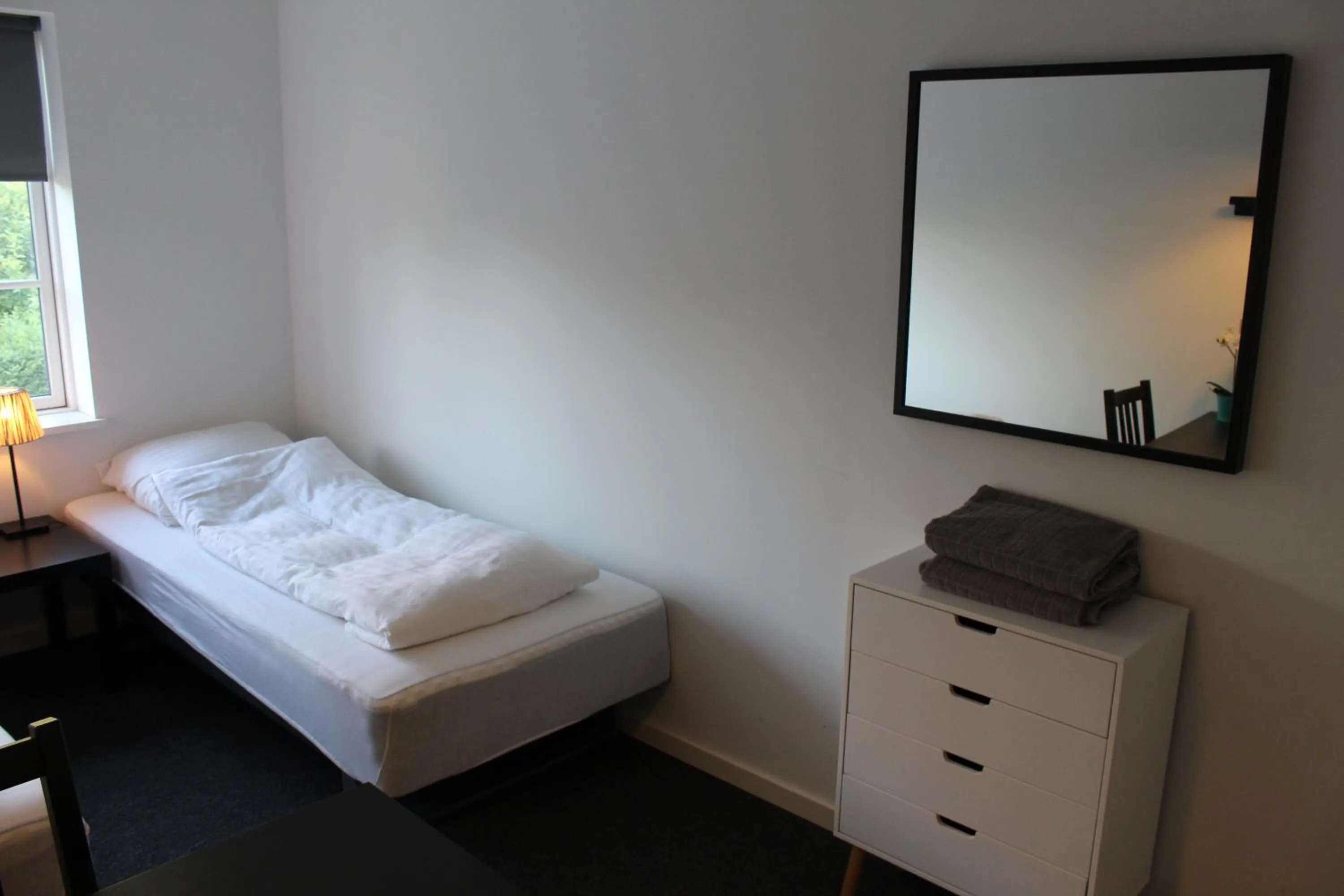 Bed in Close But Quiet