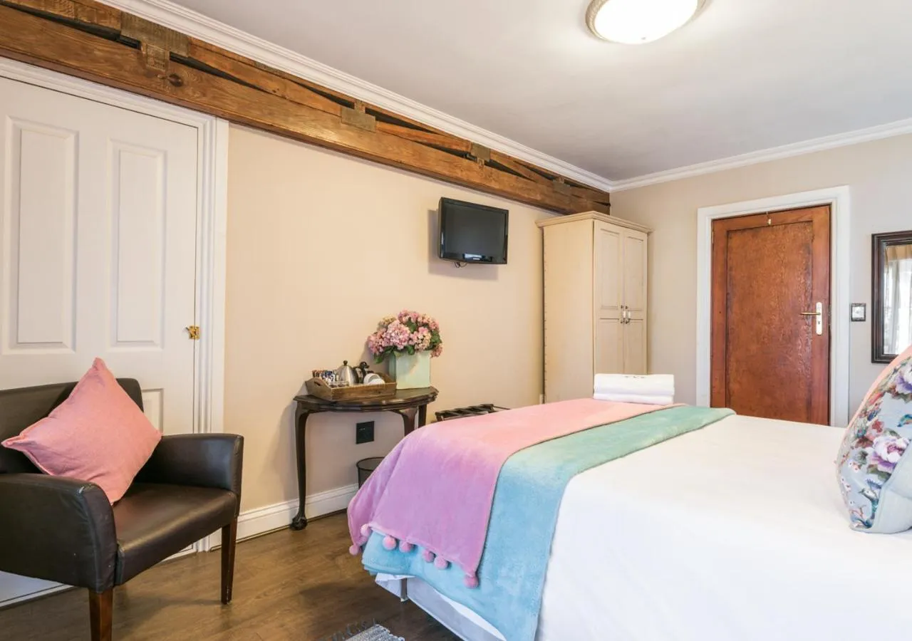 Bed in Caledon 23 Country House