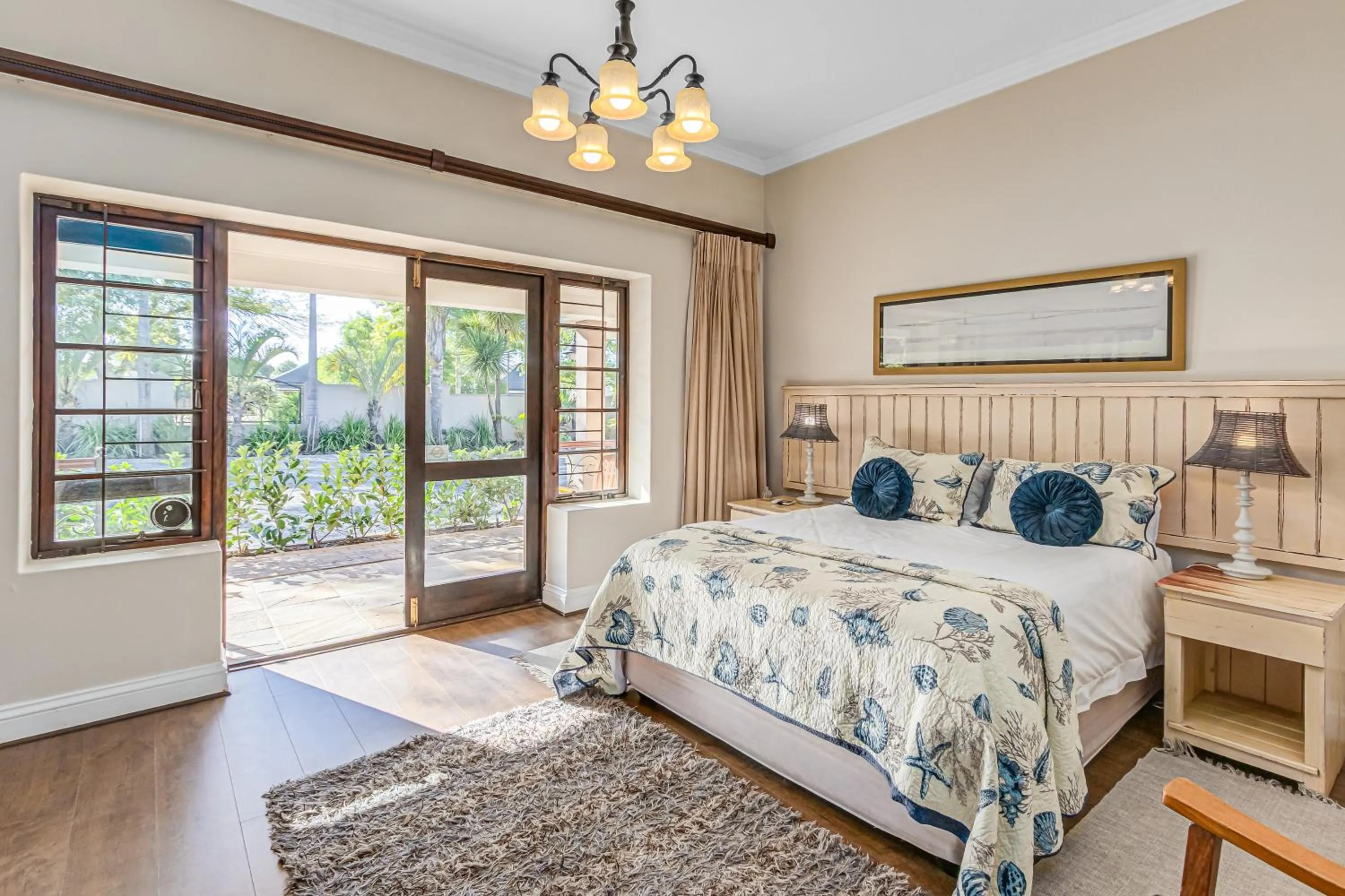 Patio, Bed in Caledon 23 Guest House