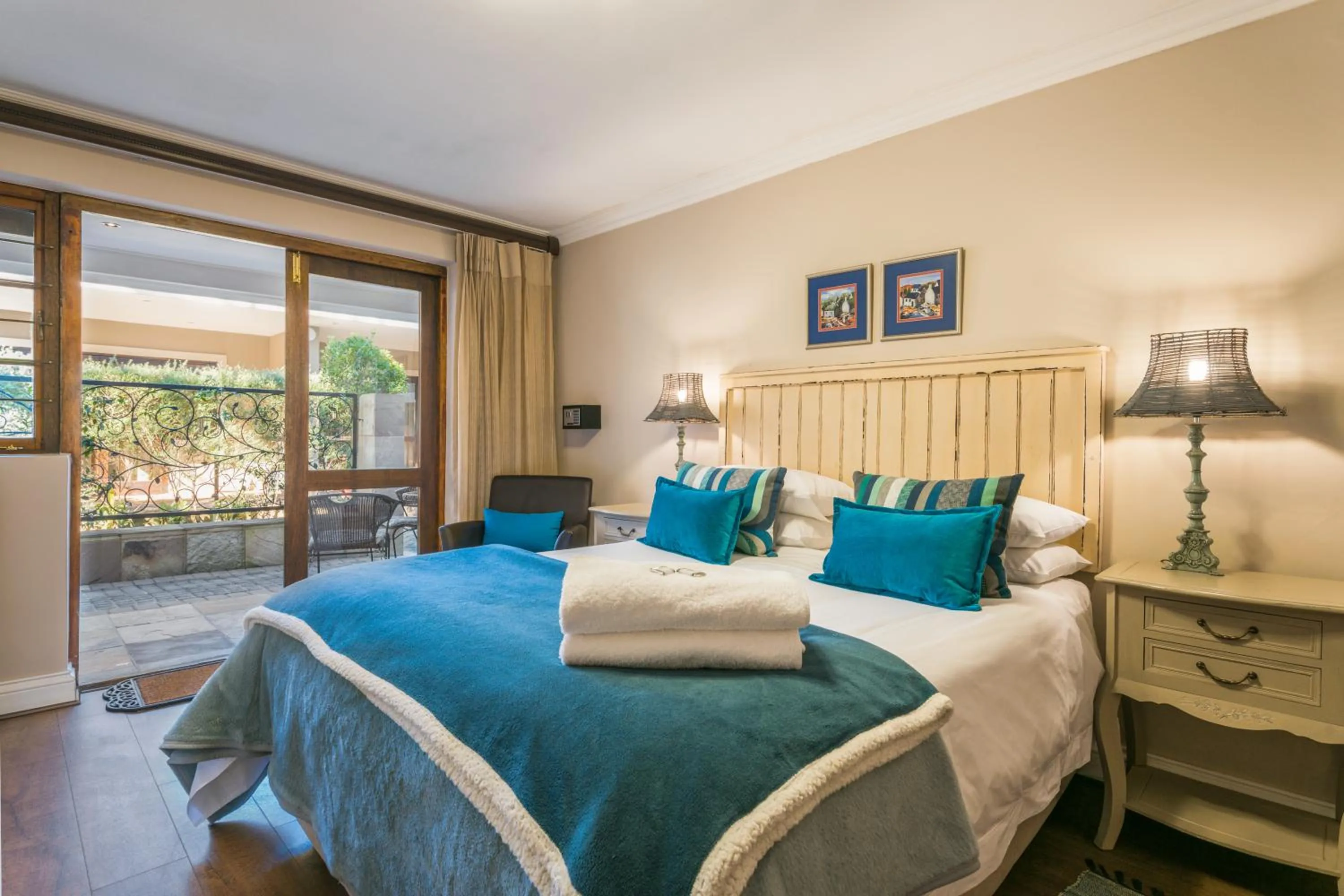 Bed in Caledon 23 Guest House