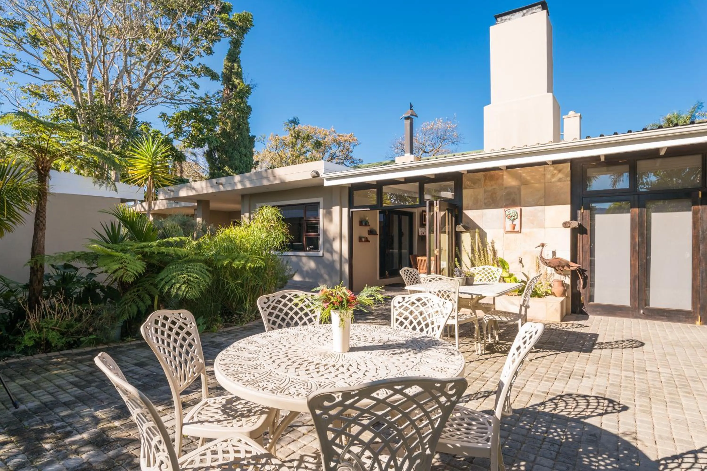 Garden in Caledon 23 Country House