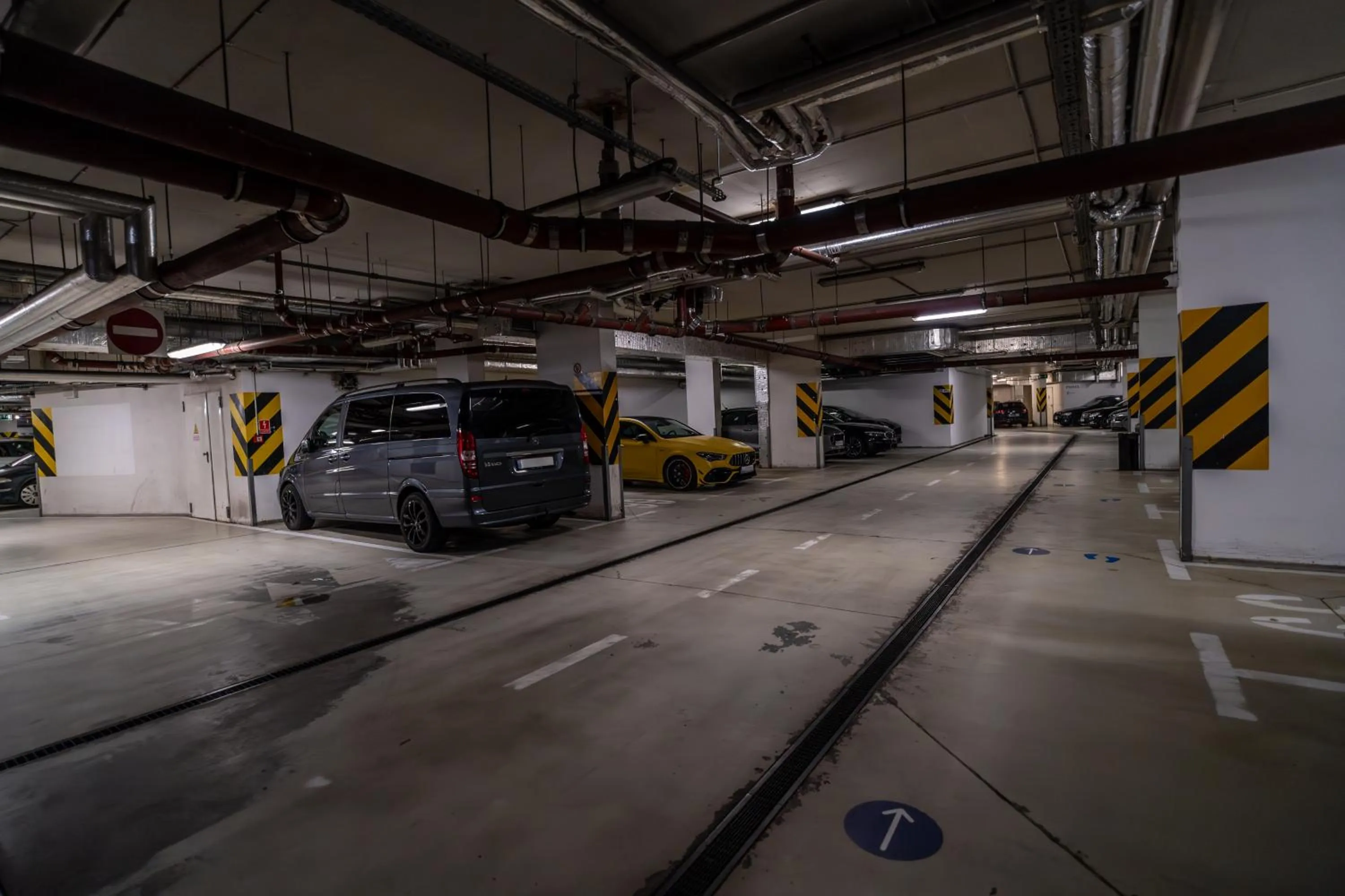 Parking in Ibis Szczecin Centrum