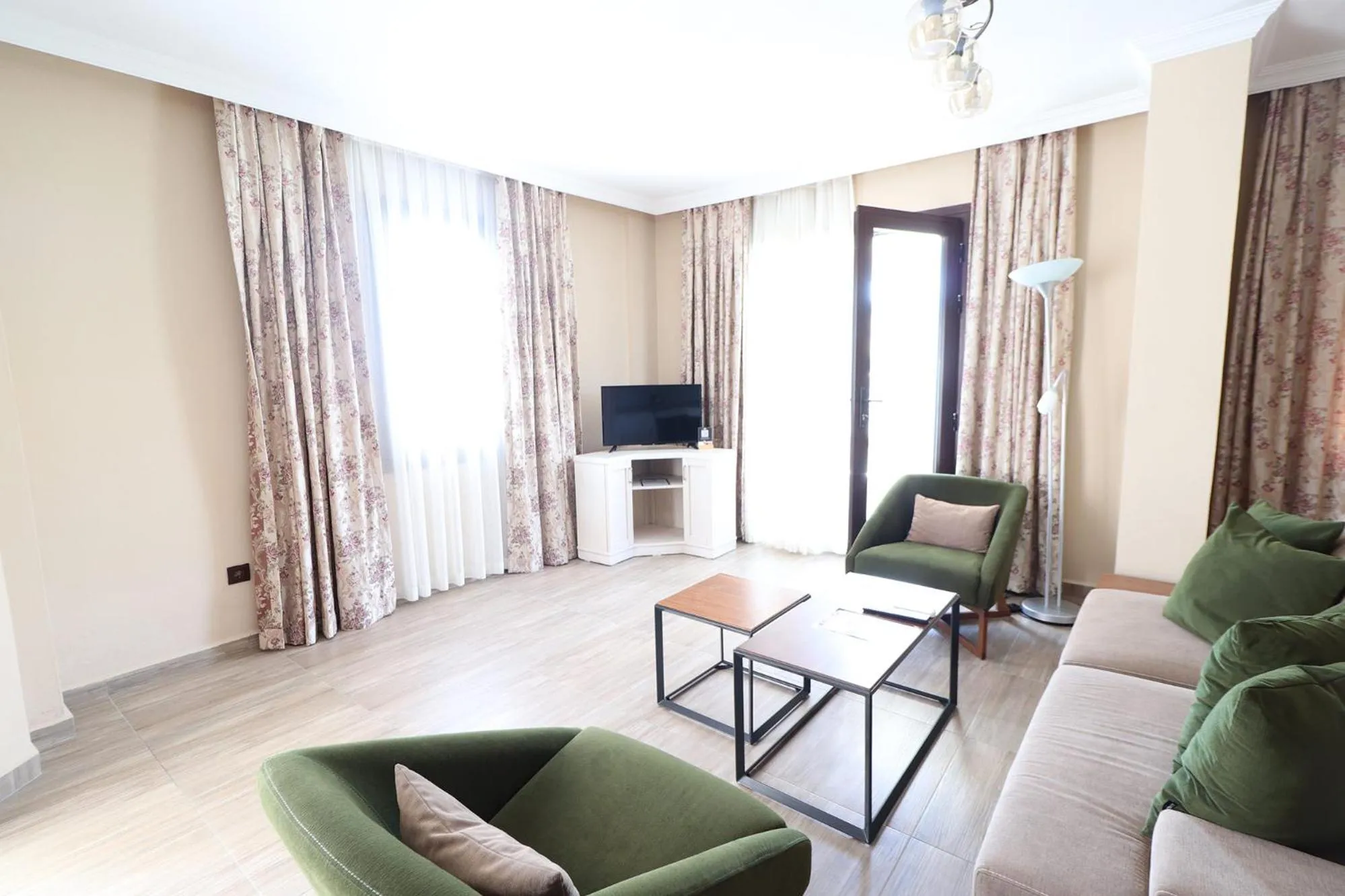 Living room in Azka Hotel