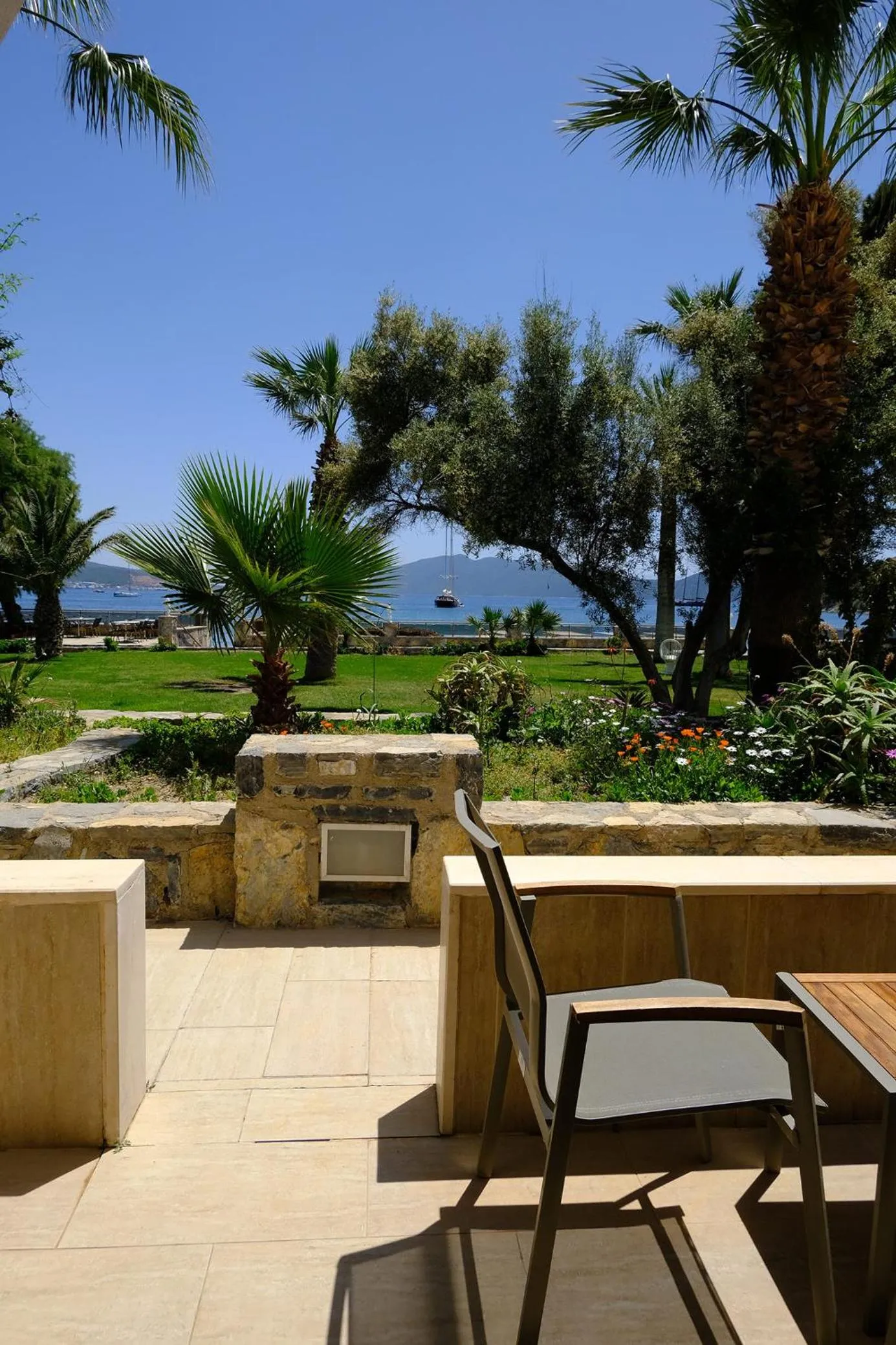 Garden view in Azka Hotel