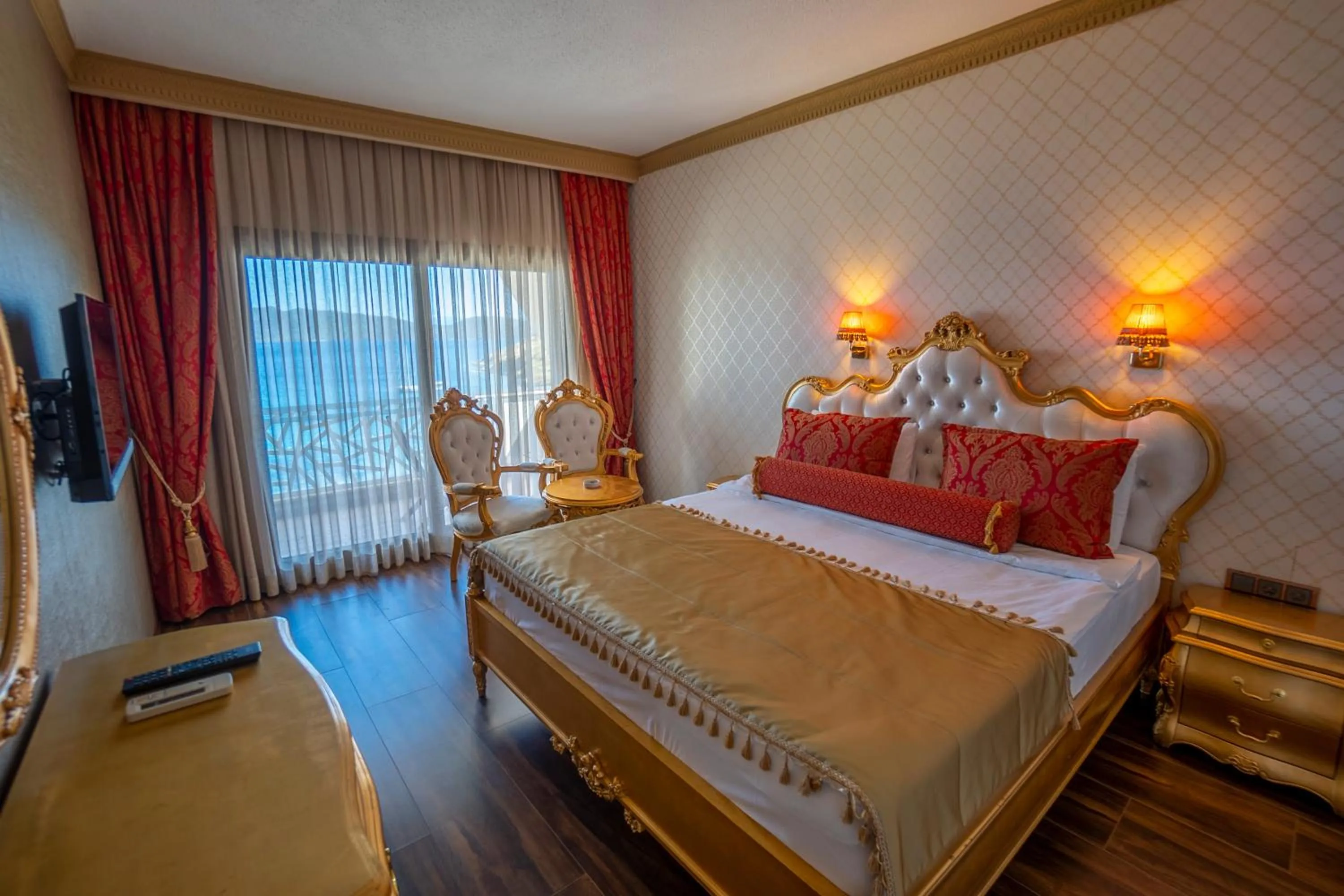Photo of the whole room, Bed in Azka Hotel