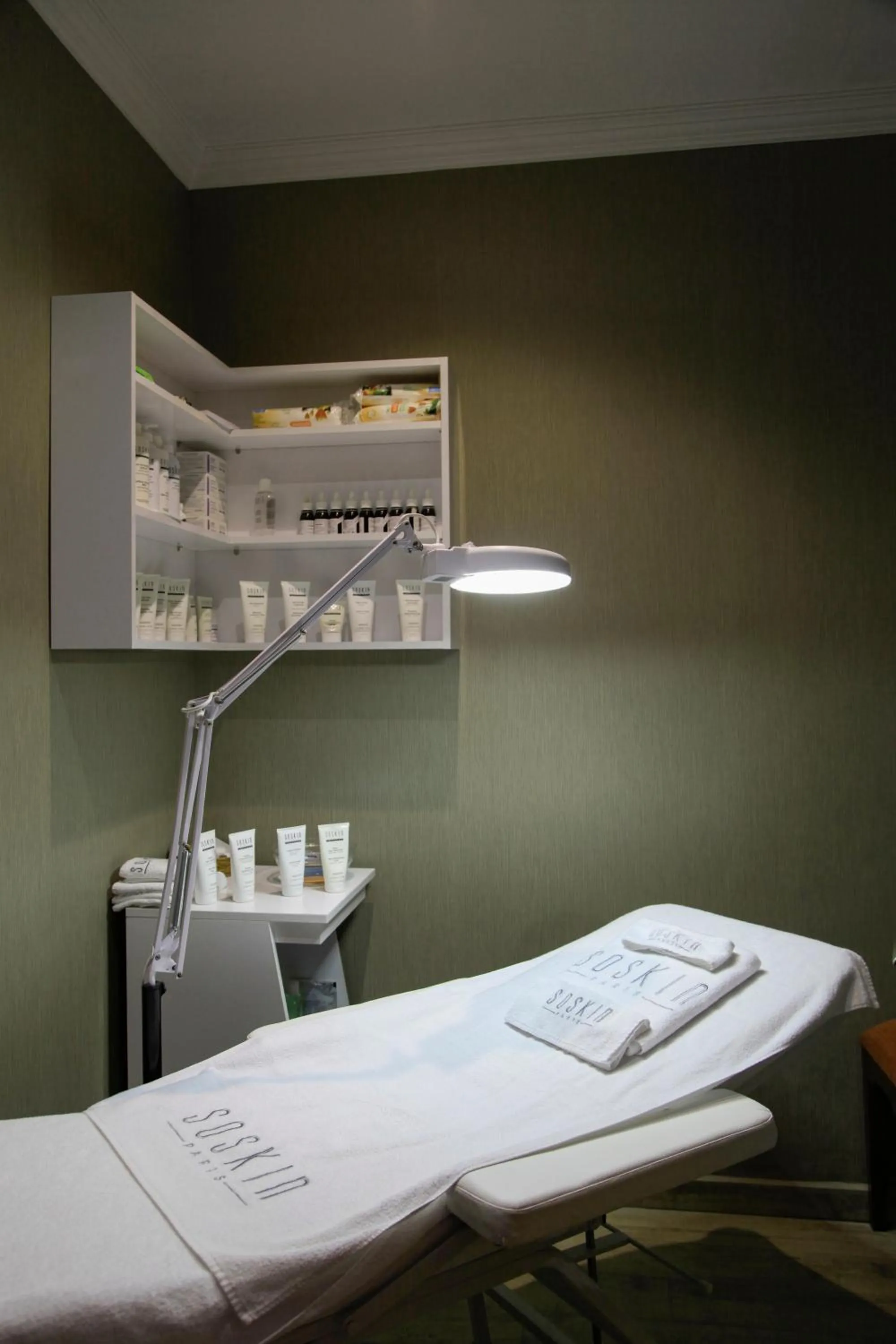 Spa and wellness centre/facilities in Azka Hotel