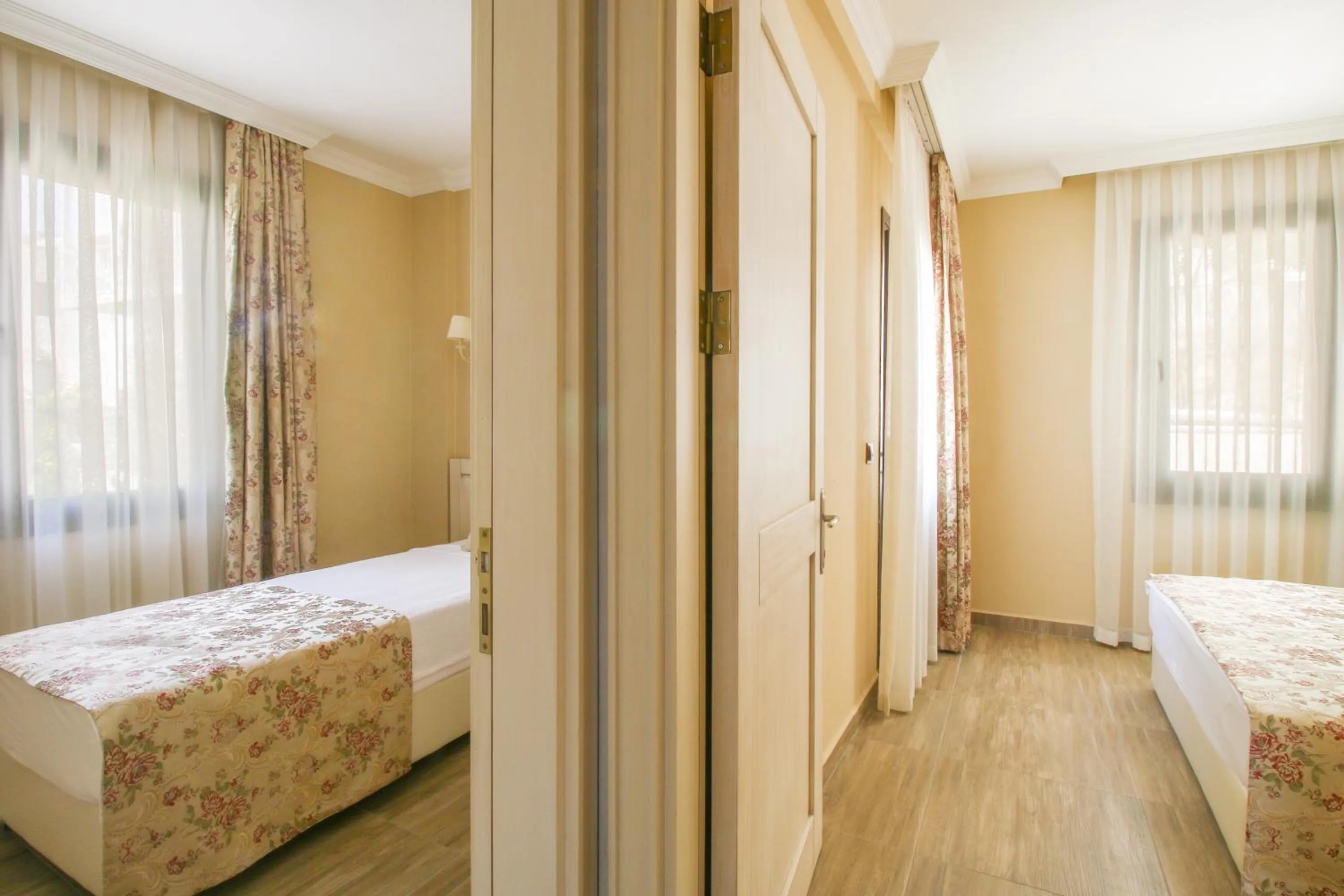 Bedroom, Bed in Azka Hotel