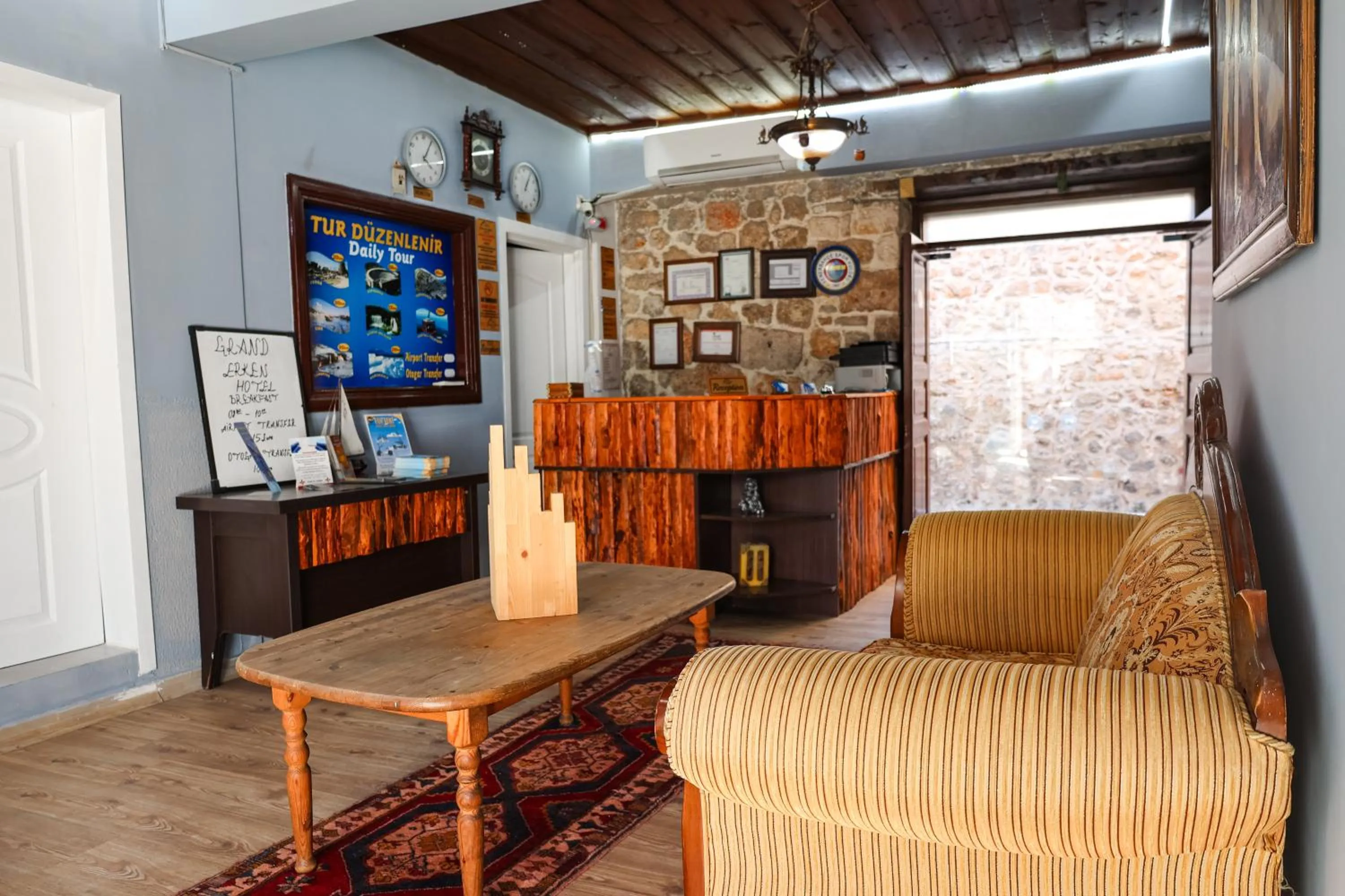 Lobby or reception in Grand Erken Hotel