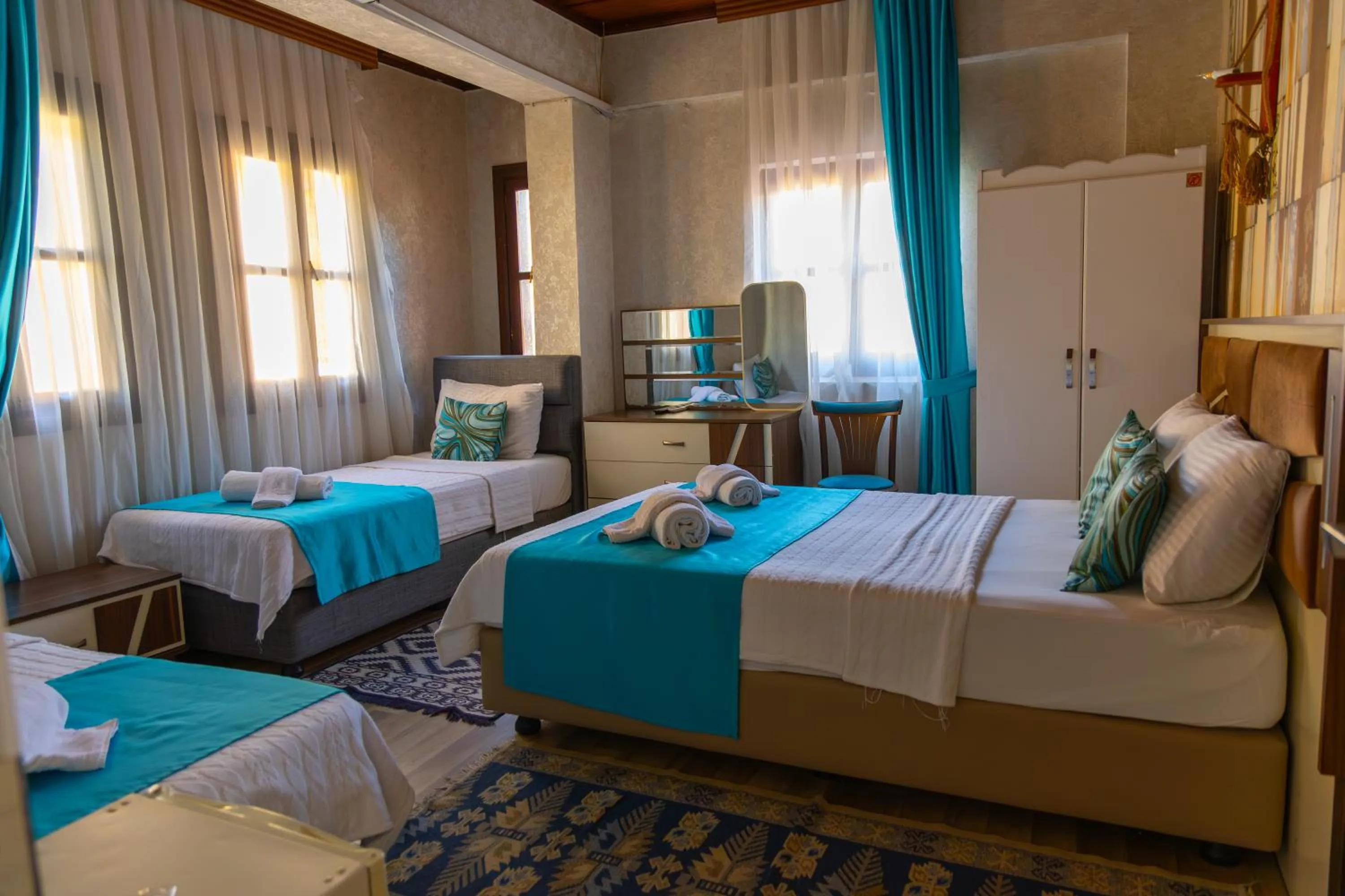 Property building, Bed in Grand Erken Hotel