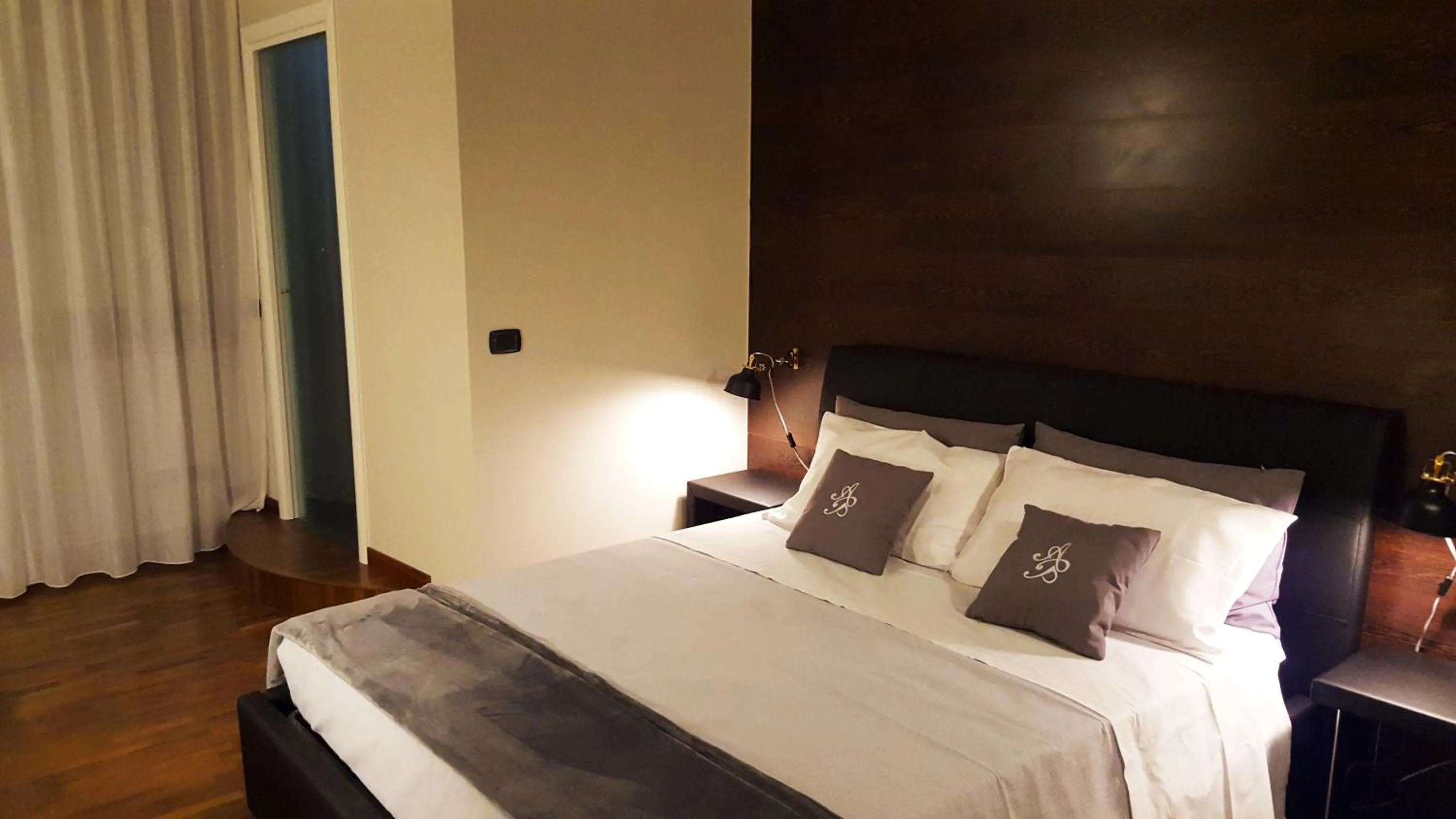 Bed in Attico Barocco