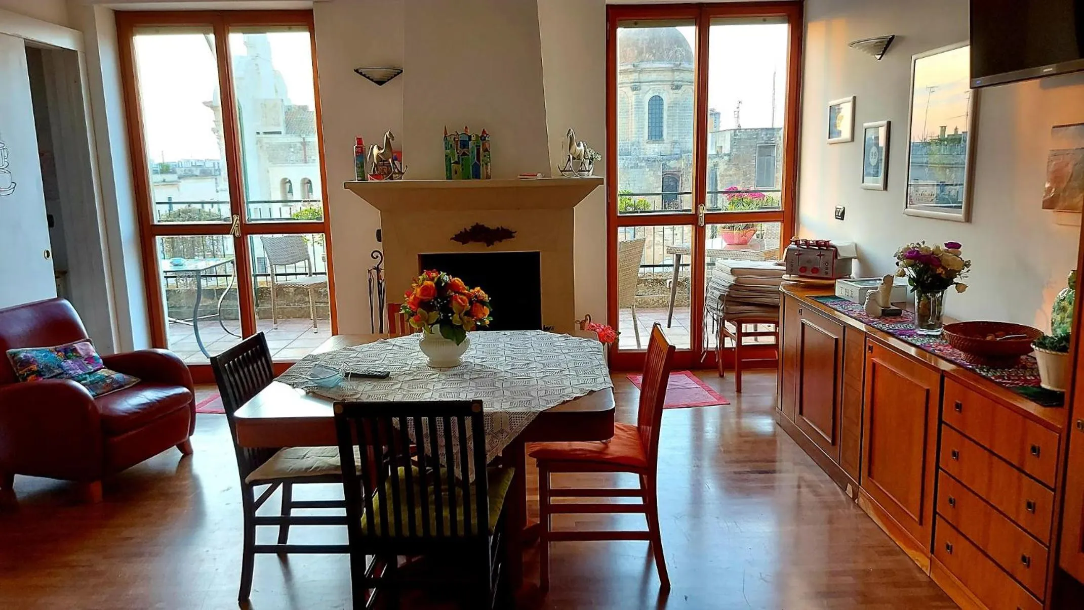 Communal lounge/ TV room in Attico Barocco