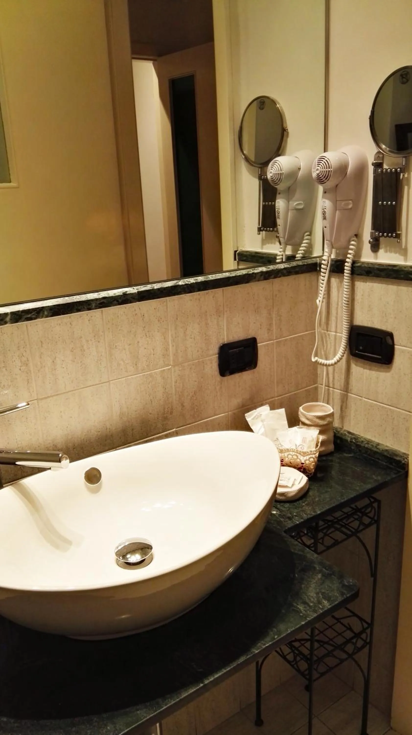 Bathroom in Attico Barocco