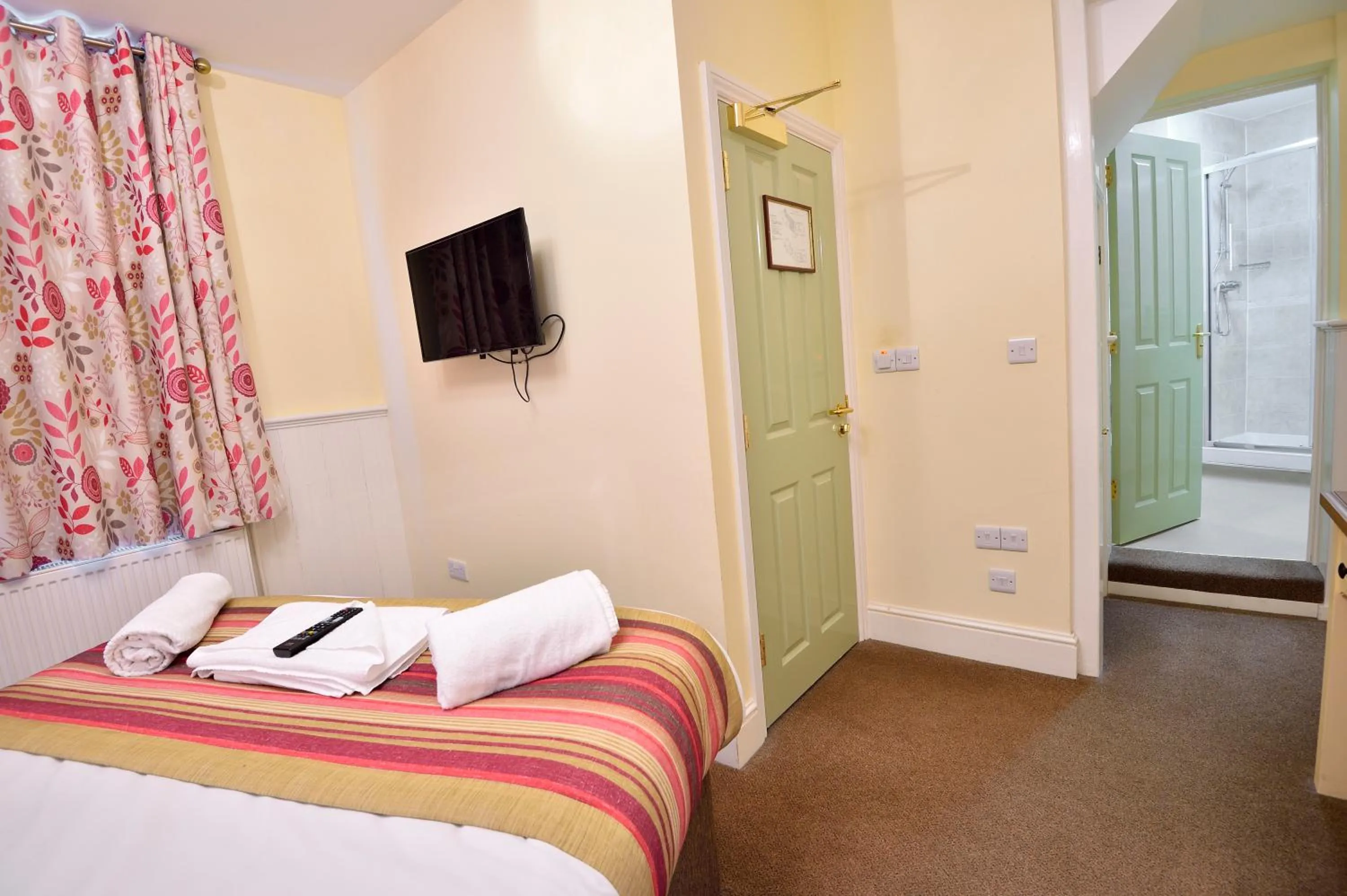 TV and multimedia, Bed in The Green Dragon