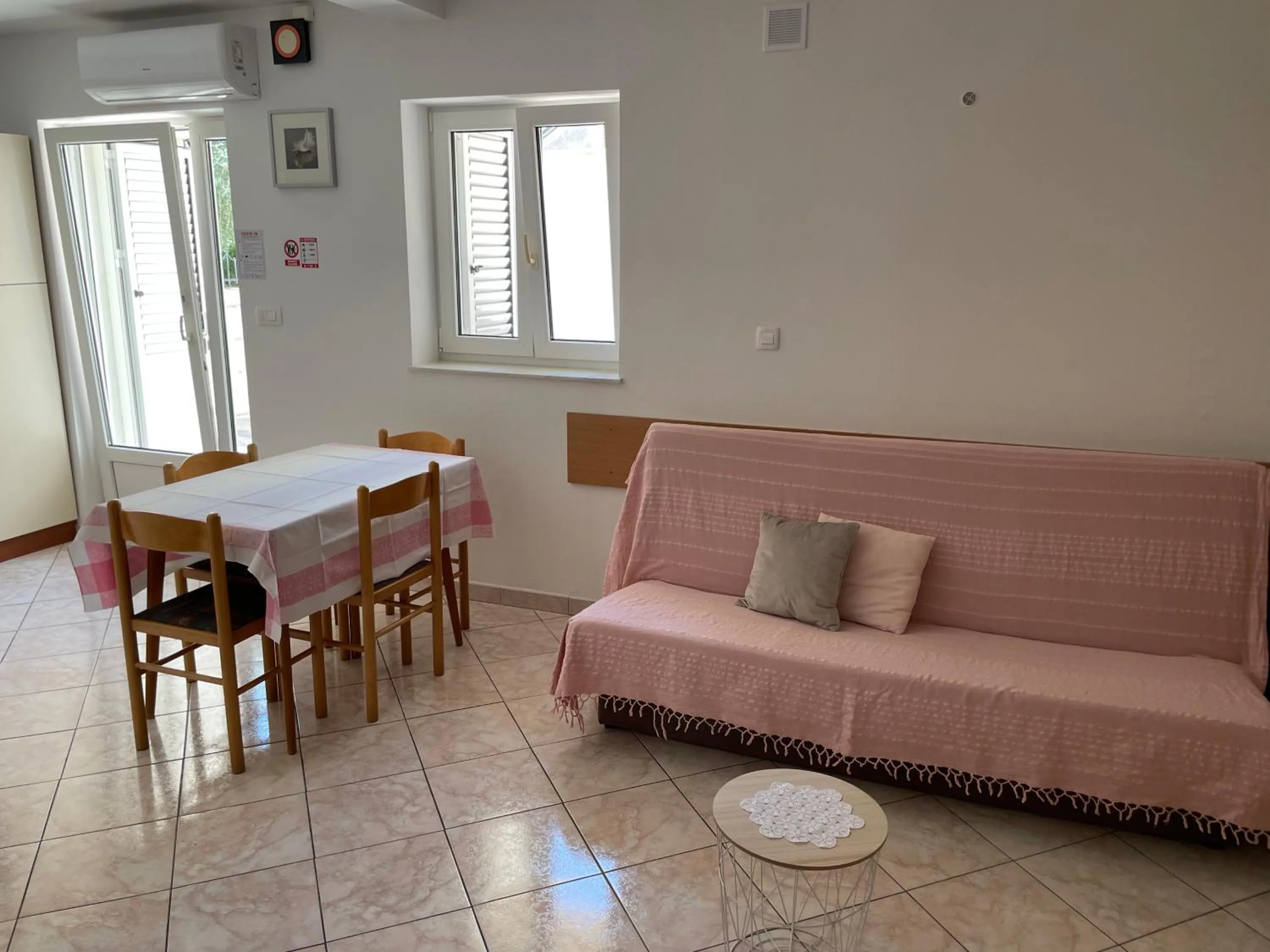 Living room in Skunca’s house